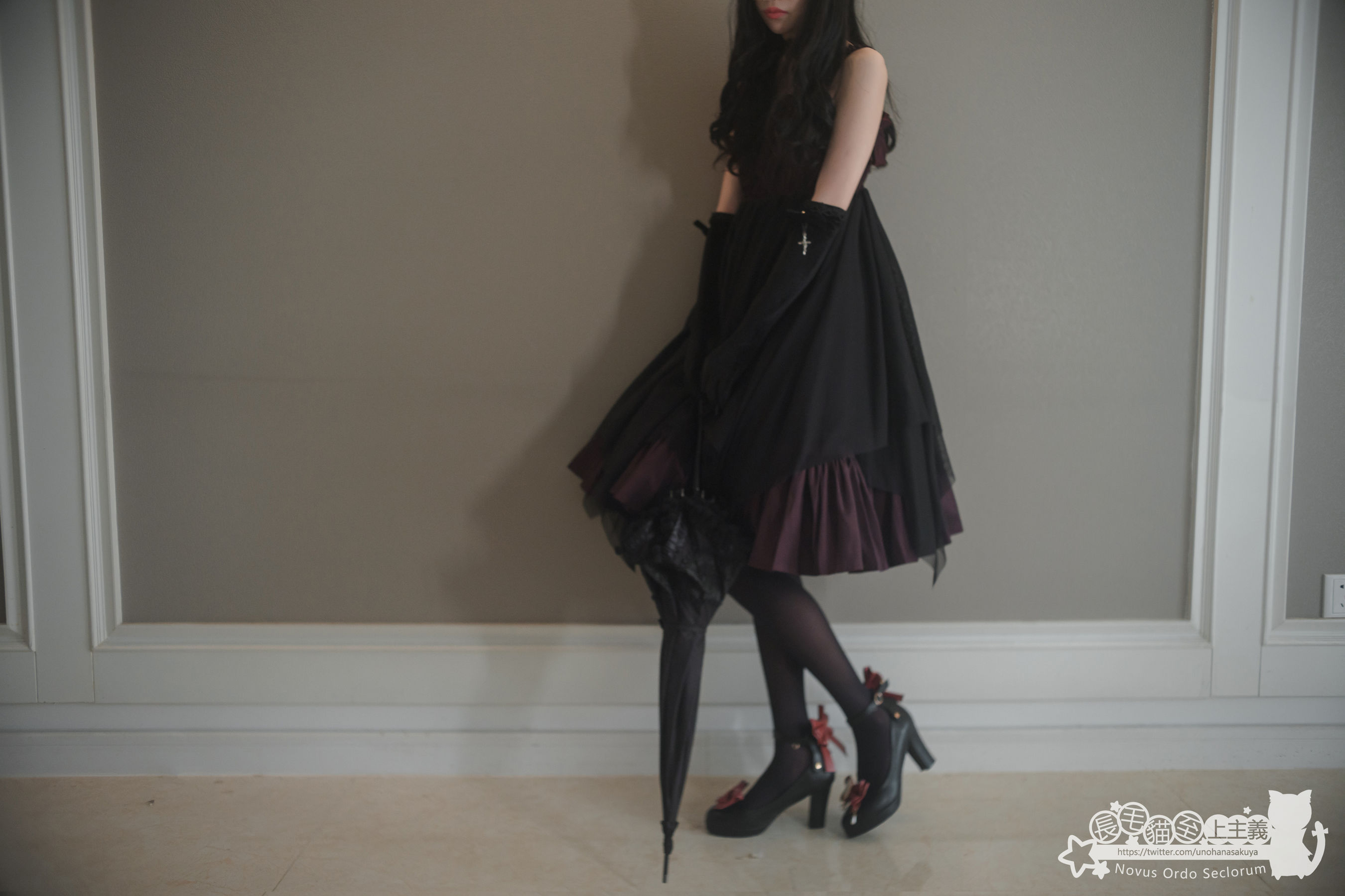 [福利COS] 福利姬木花琳琳是勇者 - Lolita Collection XXXII