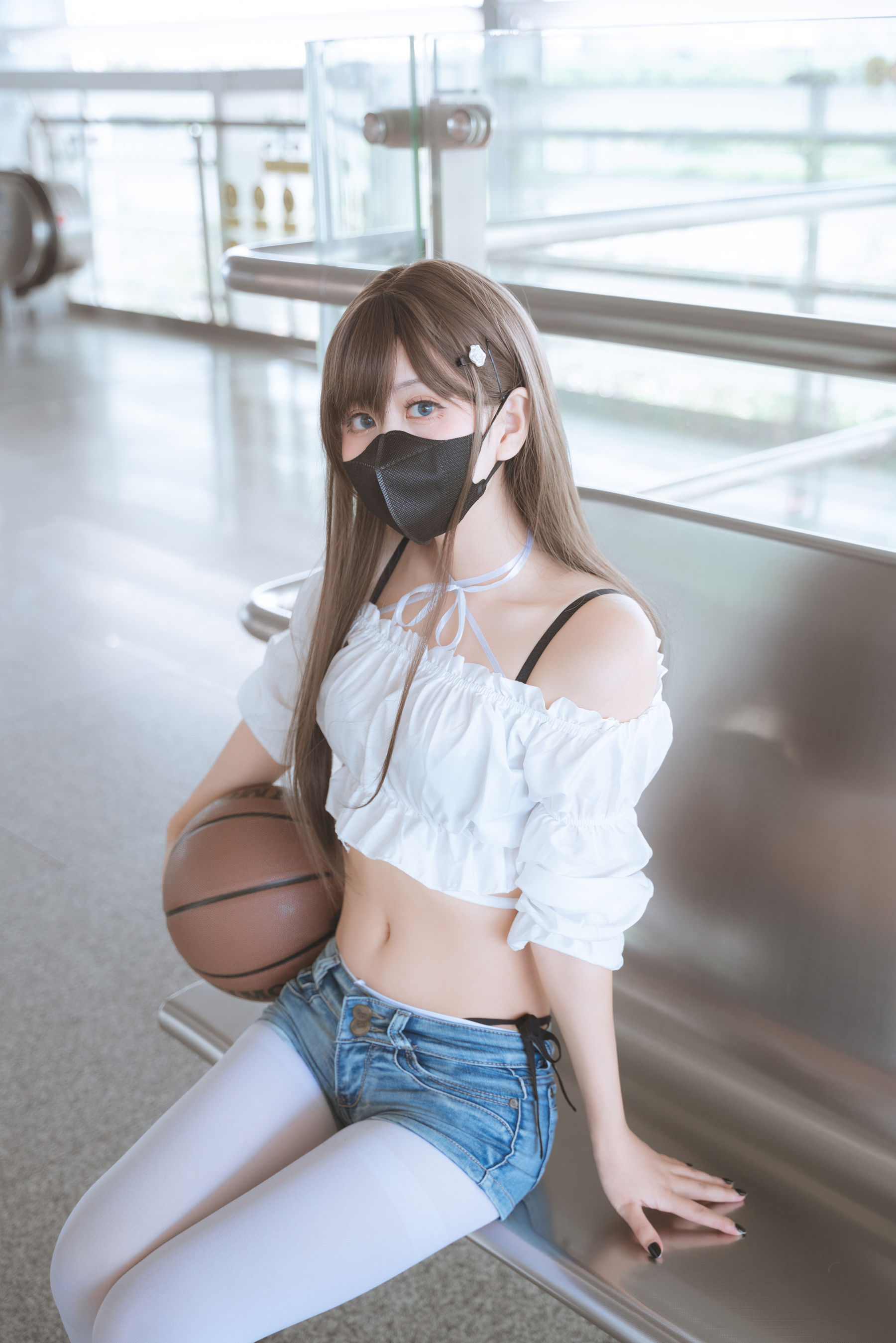 [福利COS] 阳光美少女萌芽儿o0 - 邻家小恶魔
