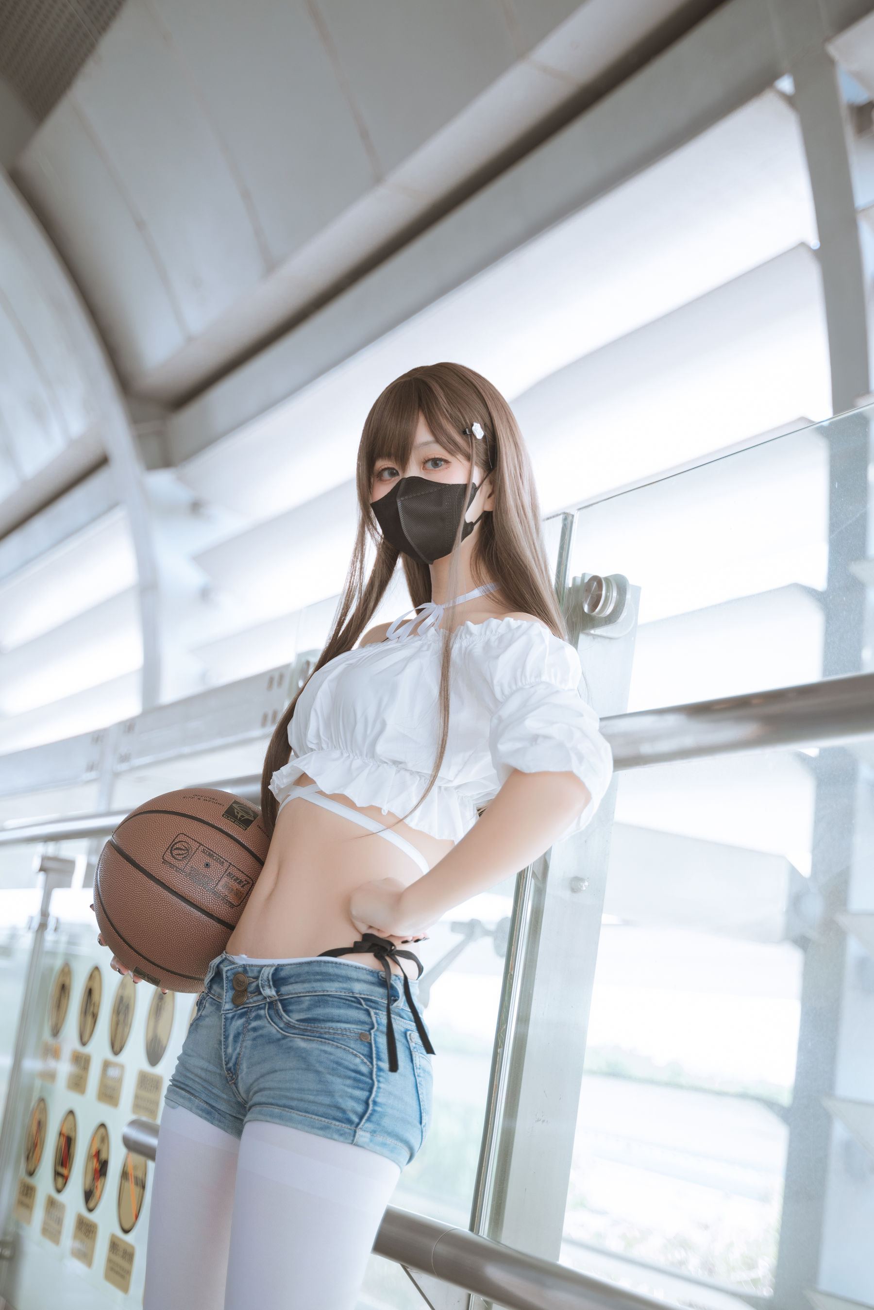 [福利COS] 阳光美少女萌芽儿o0 - 邻家小恶魔