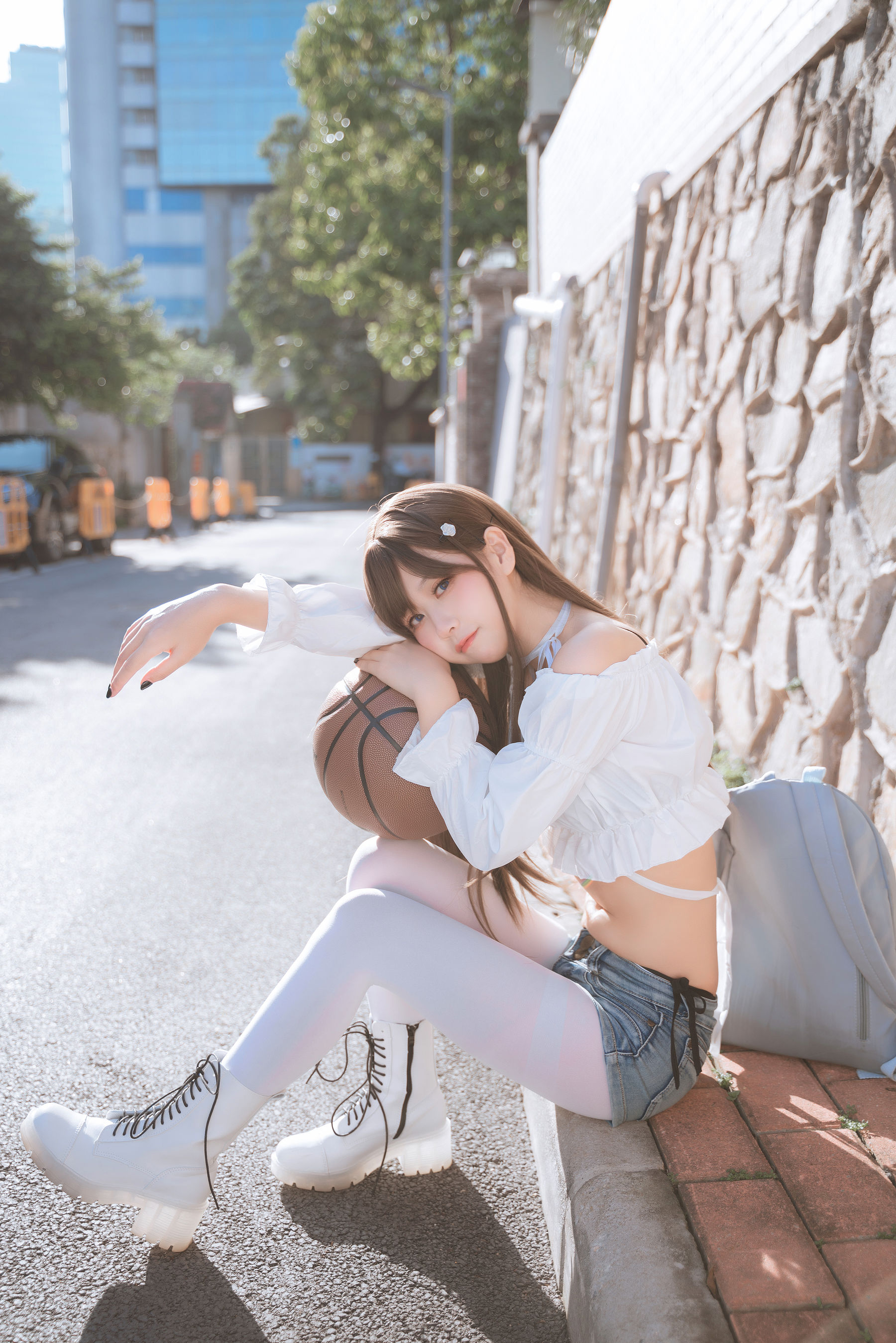 [福利COS] 阳光美少女萌芽儿o0 - 邻家小恶魔