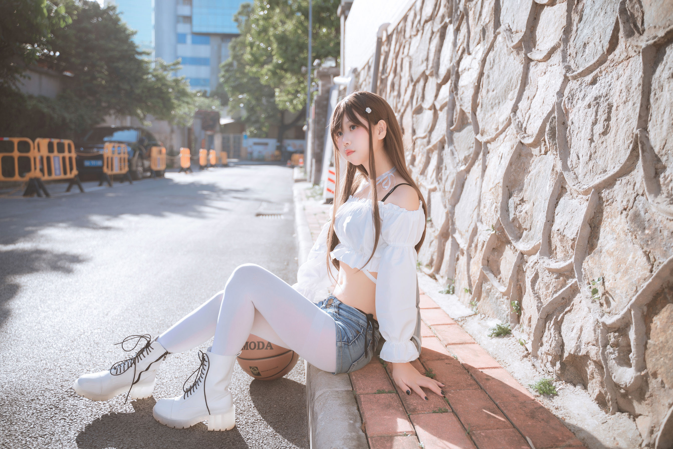 [福利COS] 阳光美少女萌芽儿o0 - 邻家小恶魔