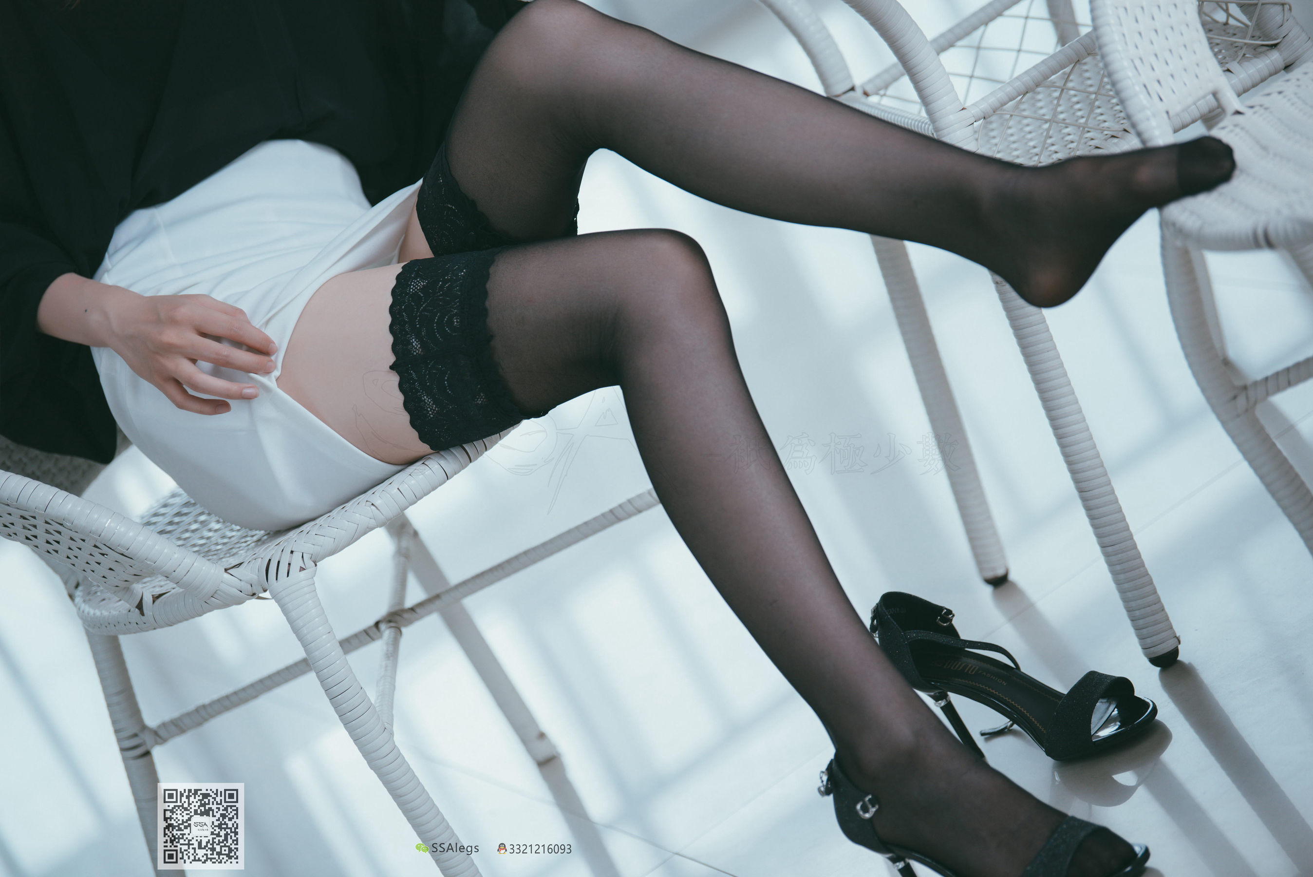 [SSA丝社]超清写真 No.001 办公室职业装《绫》长筒黑丝