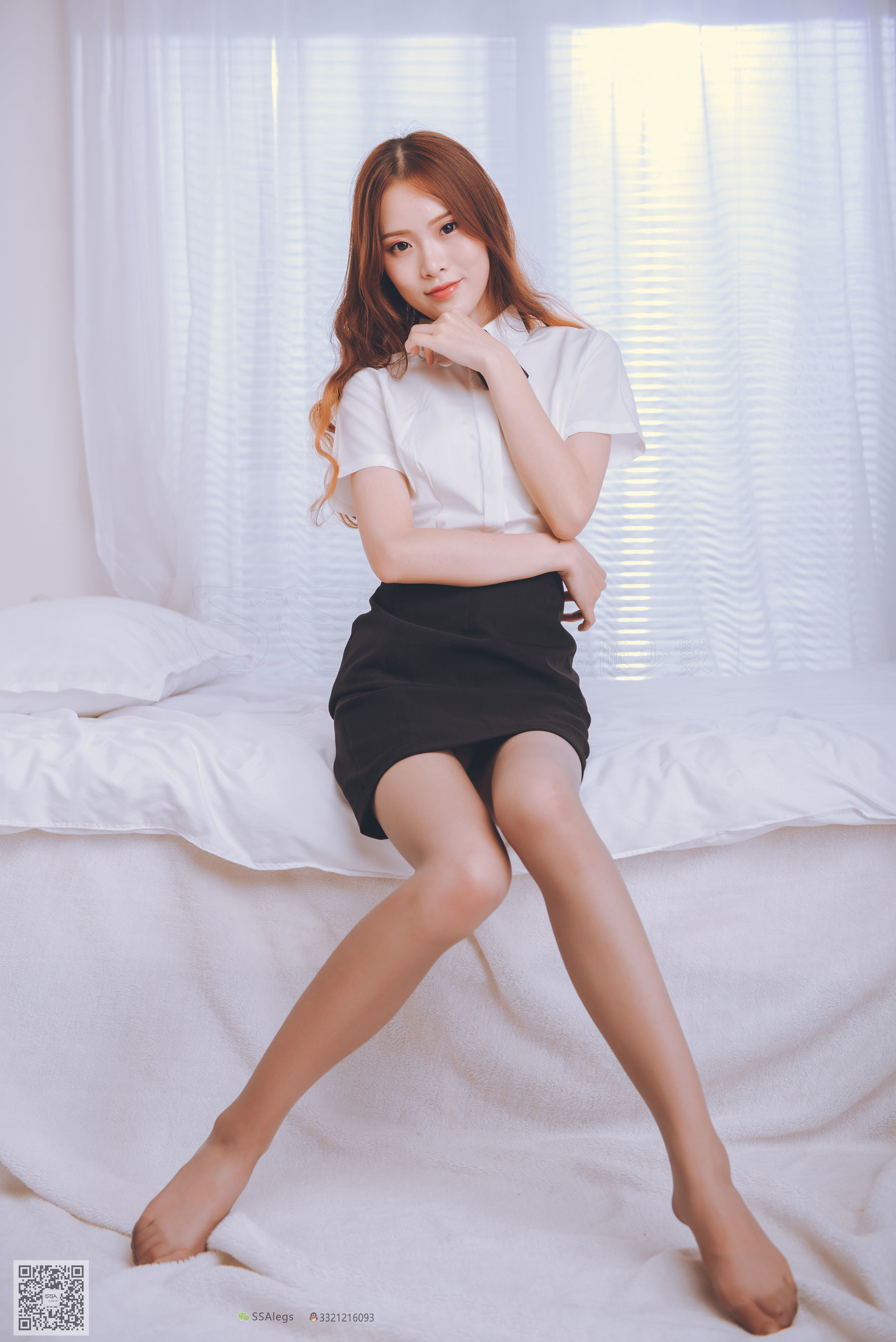[SSA丝社]超清写真 No.020 小琪琪 女秘书闺房灰丝袜
