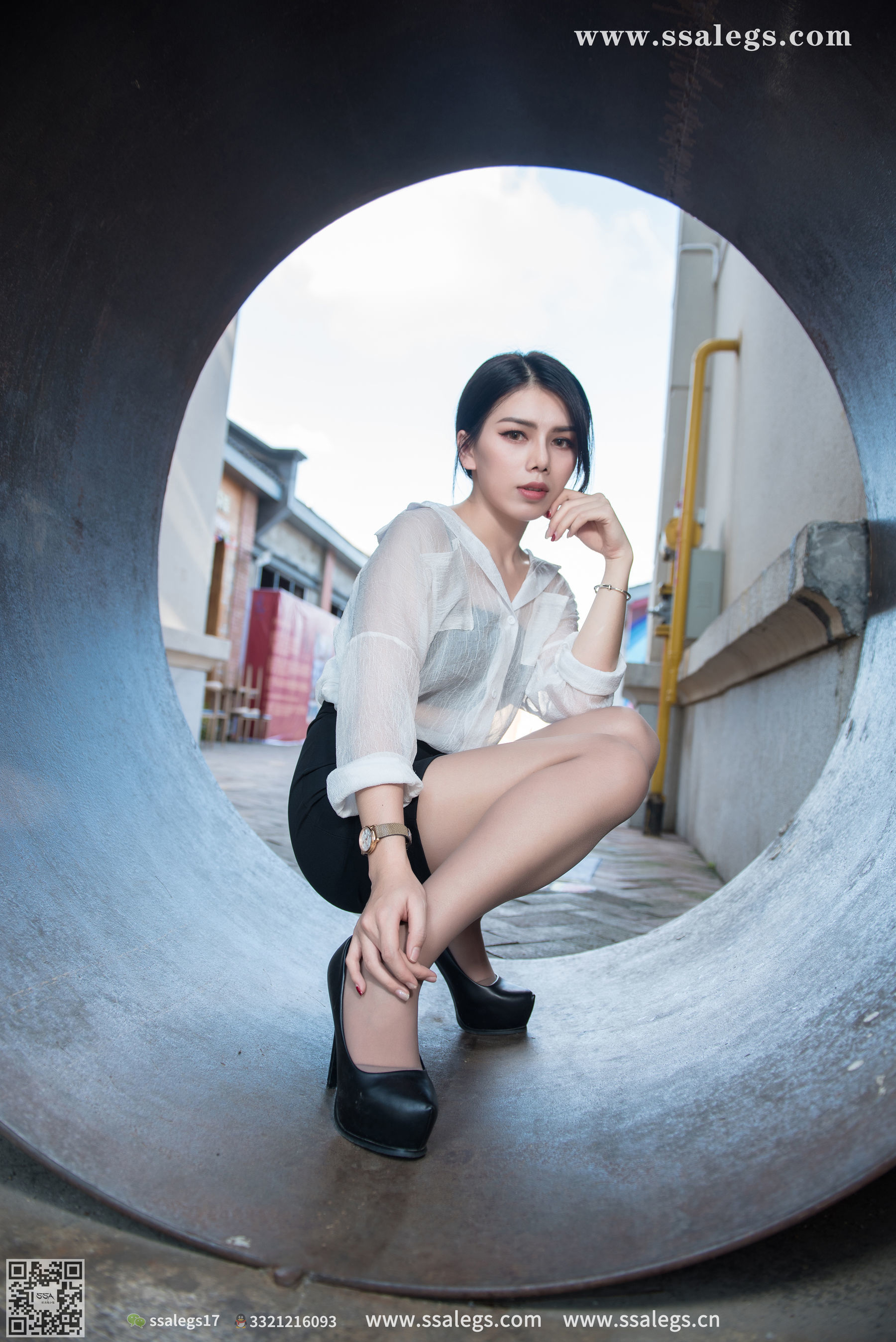 [SSA丝社]超清写真 No.021 混血美女芷沫 浪漫咖啡色丝袜