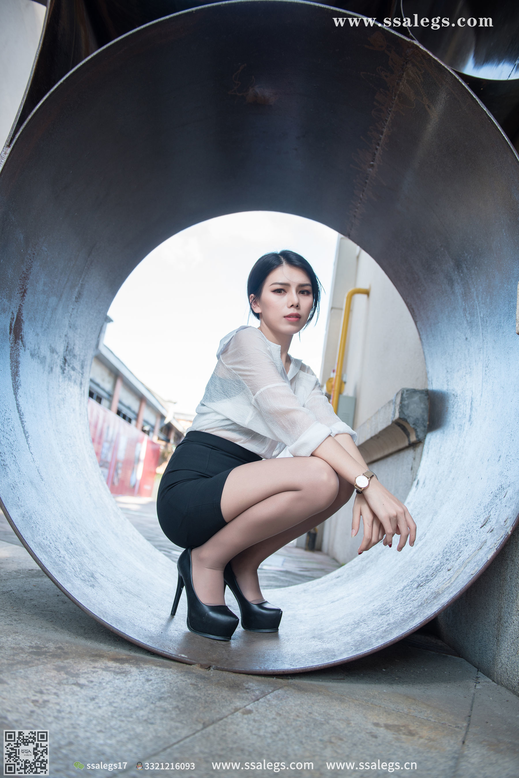 [SSA丝社]超清写真 No.021 混血美女芷沫 浪漫咖啡色丝袜