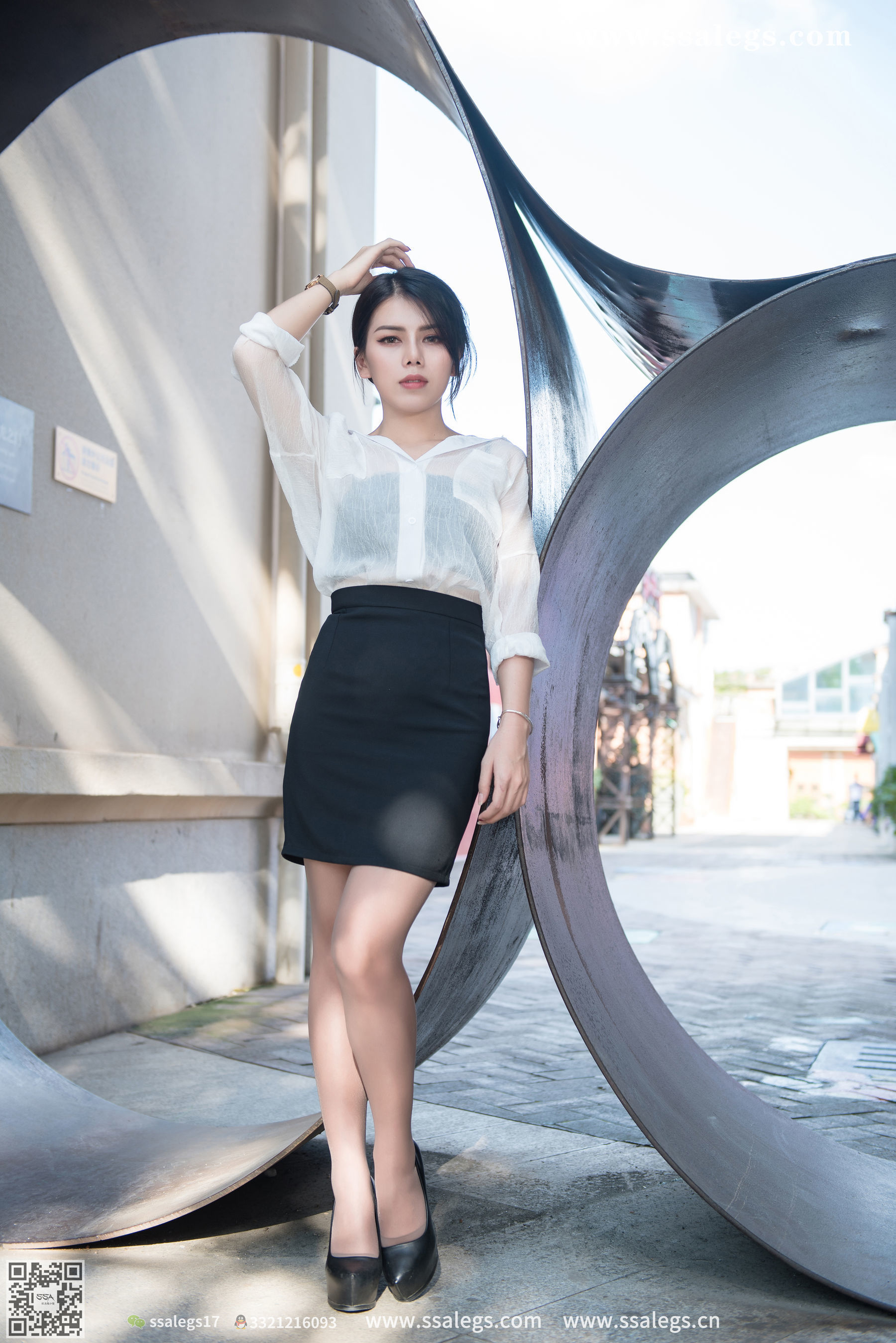 [SSA丝社]超清写真 No.021 混血美女芷沫 浪漫咖啡色丝袜