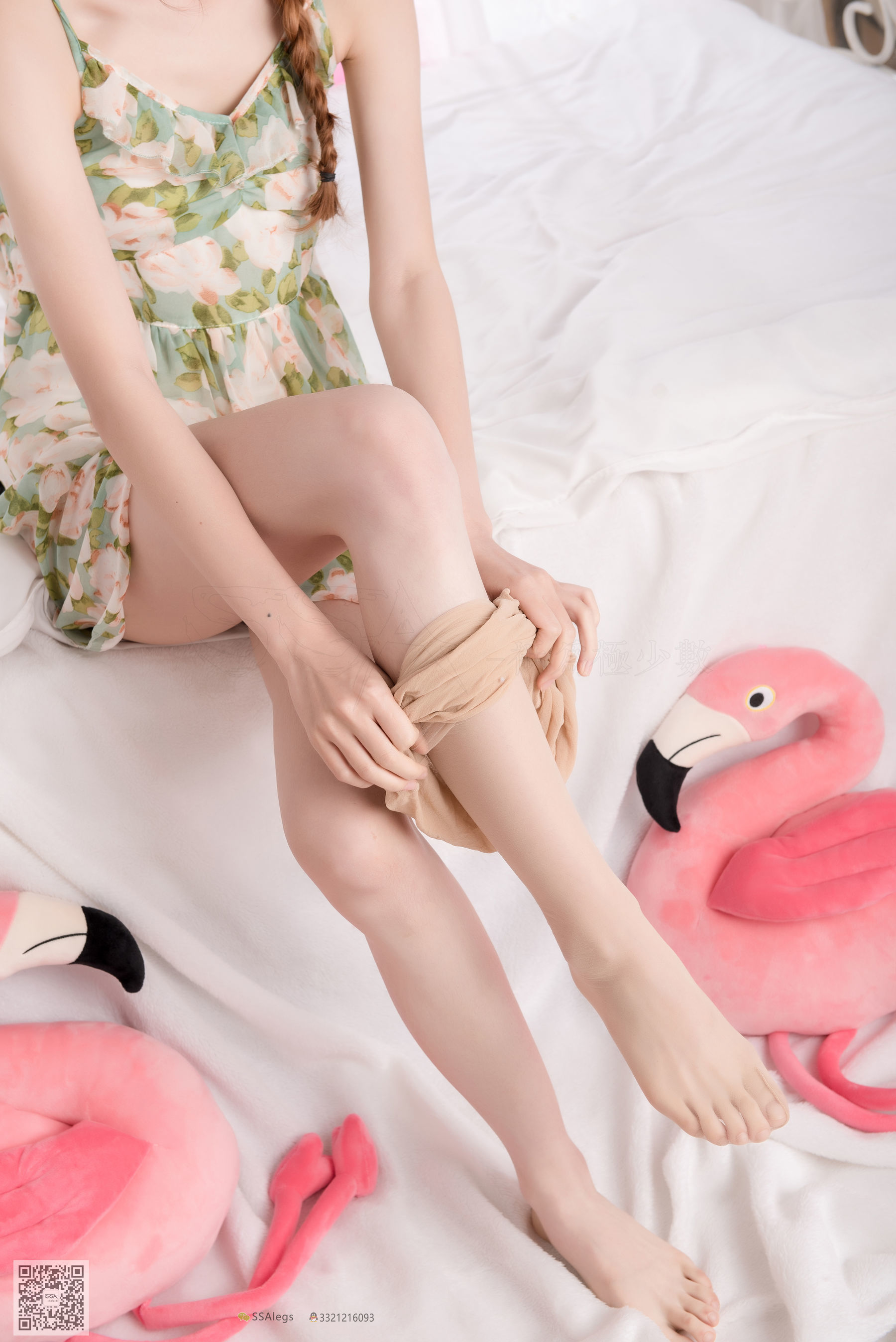 [SSA丝社]超清写真 No.022 琪琪 化身灵魂画师肉丝美足