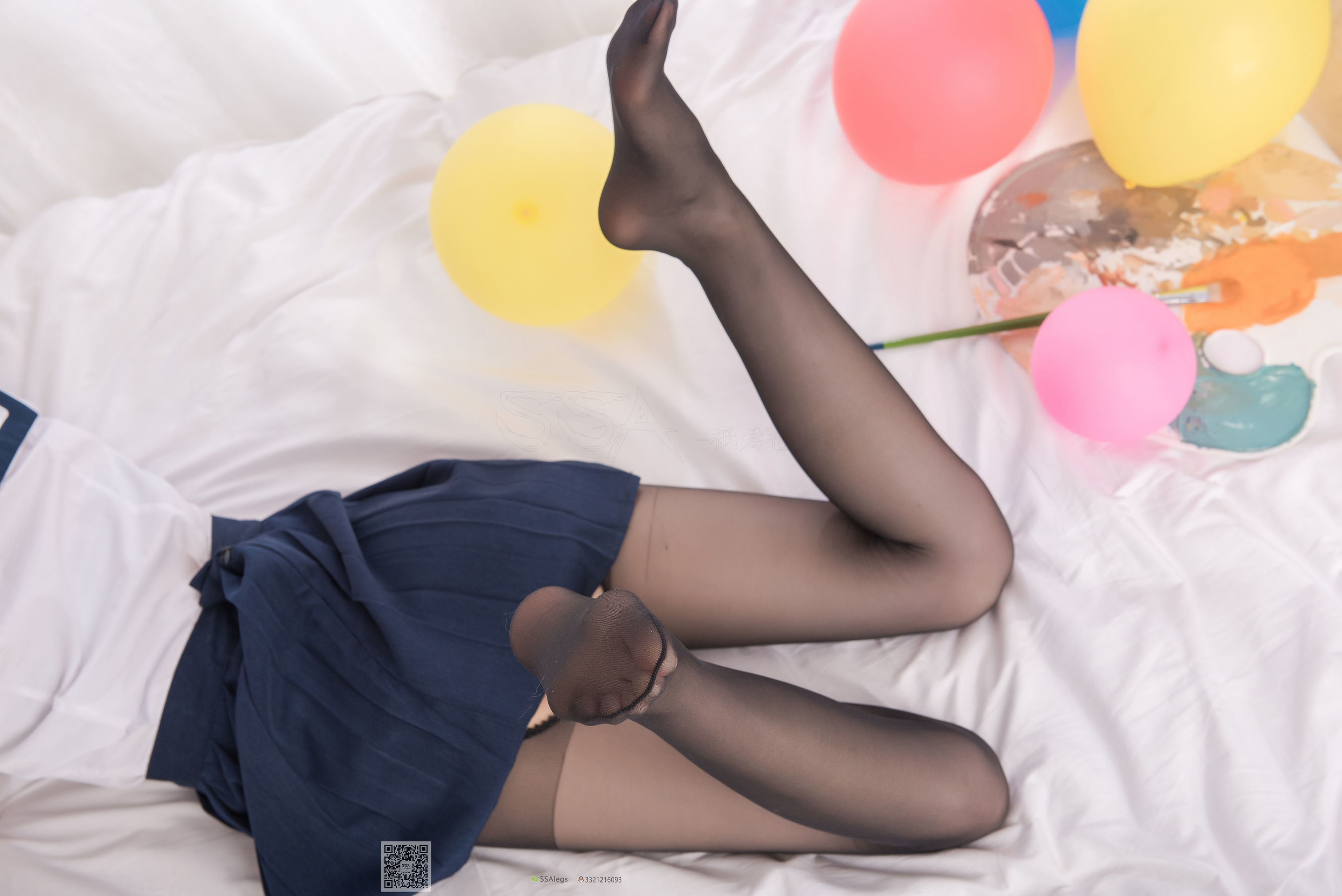 [SSA丝社]超清写真 No.023 小琪琪 笑容治愈女神琪琪的黑色开档丝袜