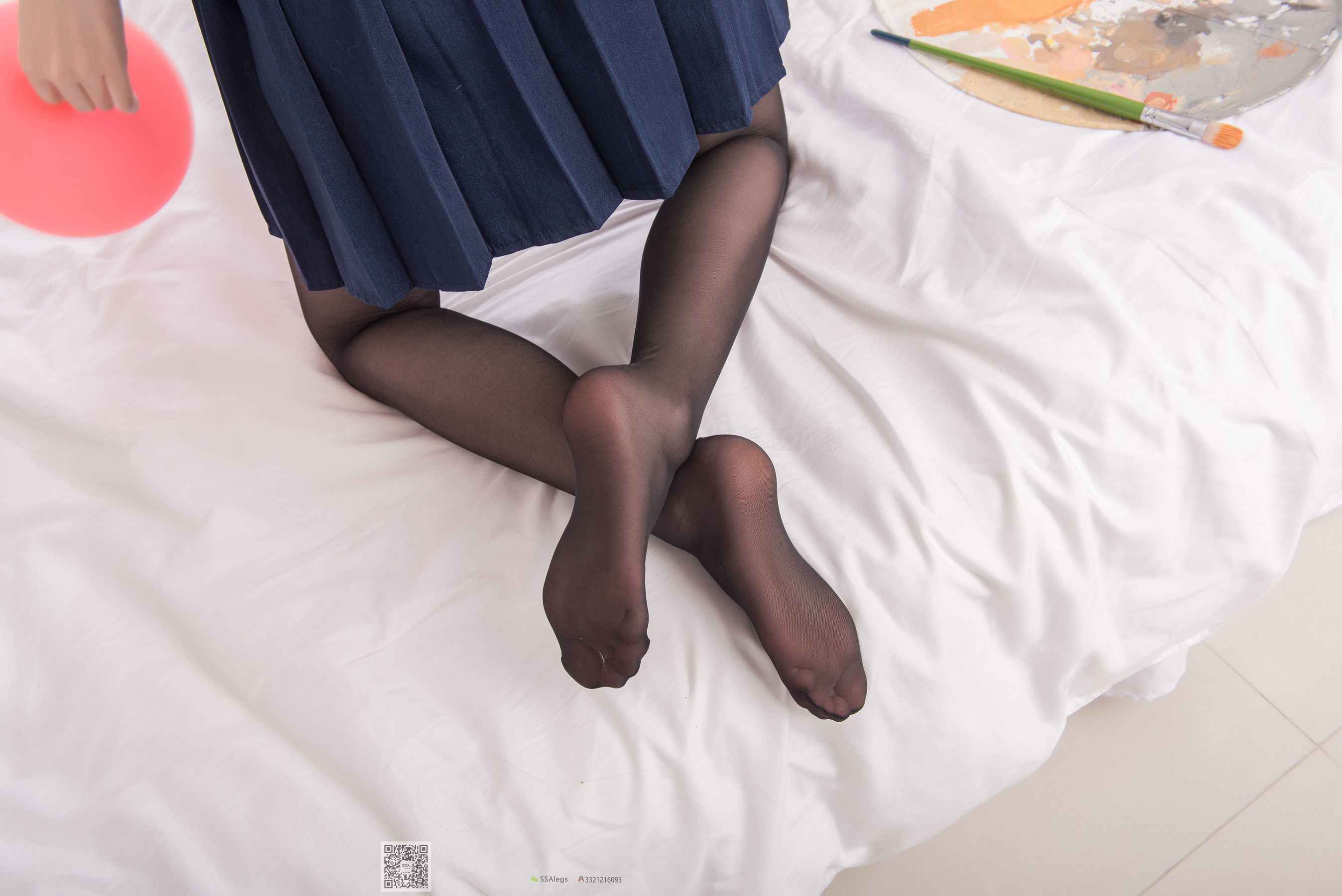[SSA丝社]超清写真 No.023 小琪琪 笑容治愈女神琪琪的黑色开档丝袜