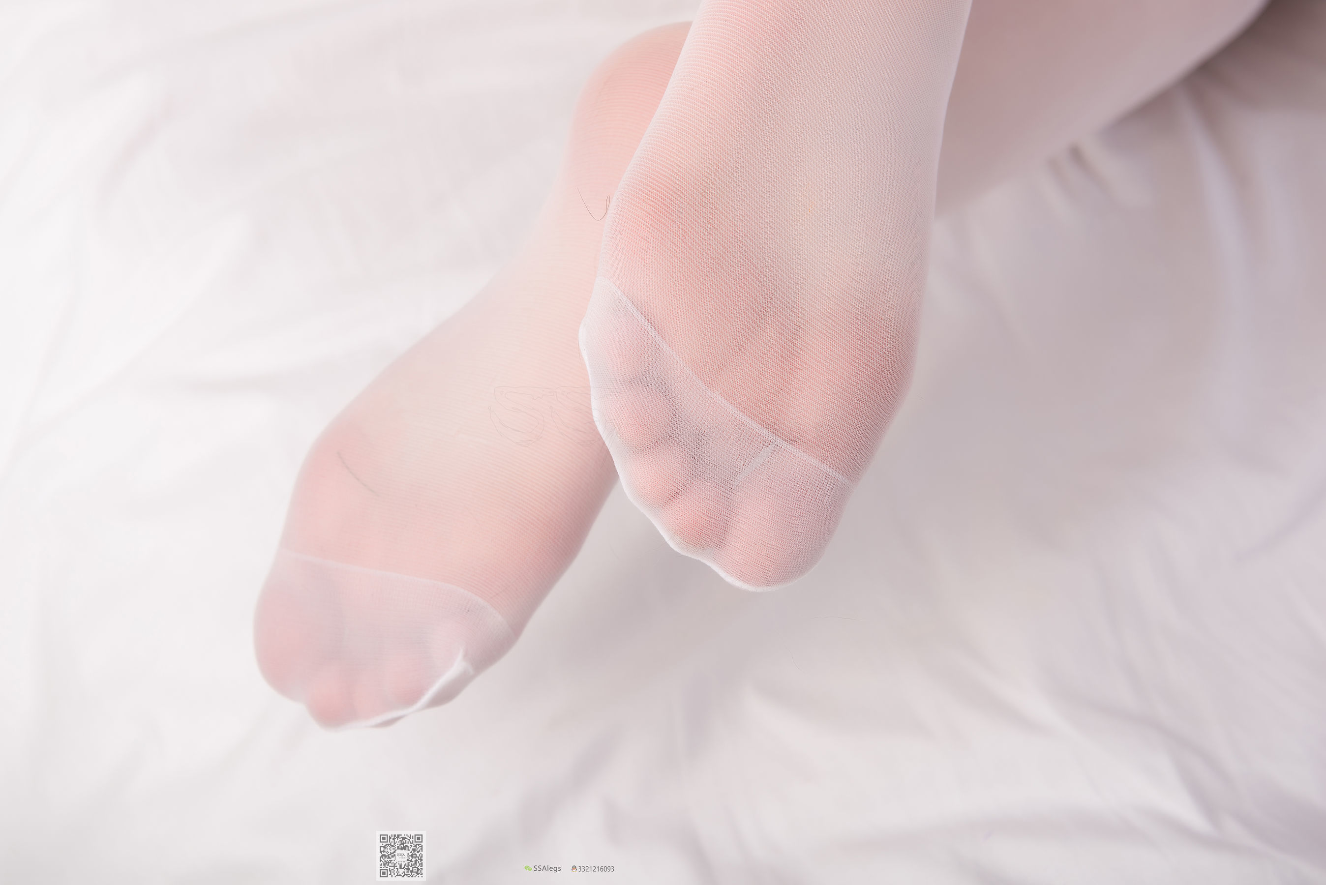 [SSA丝社]超清写真 No.025 甜美凤琪琪 女仆长筒丝袜