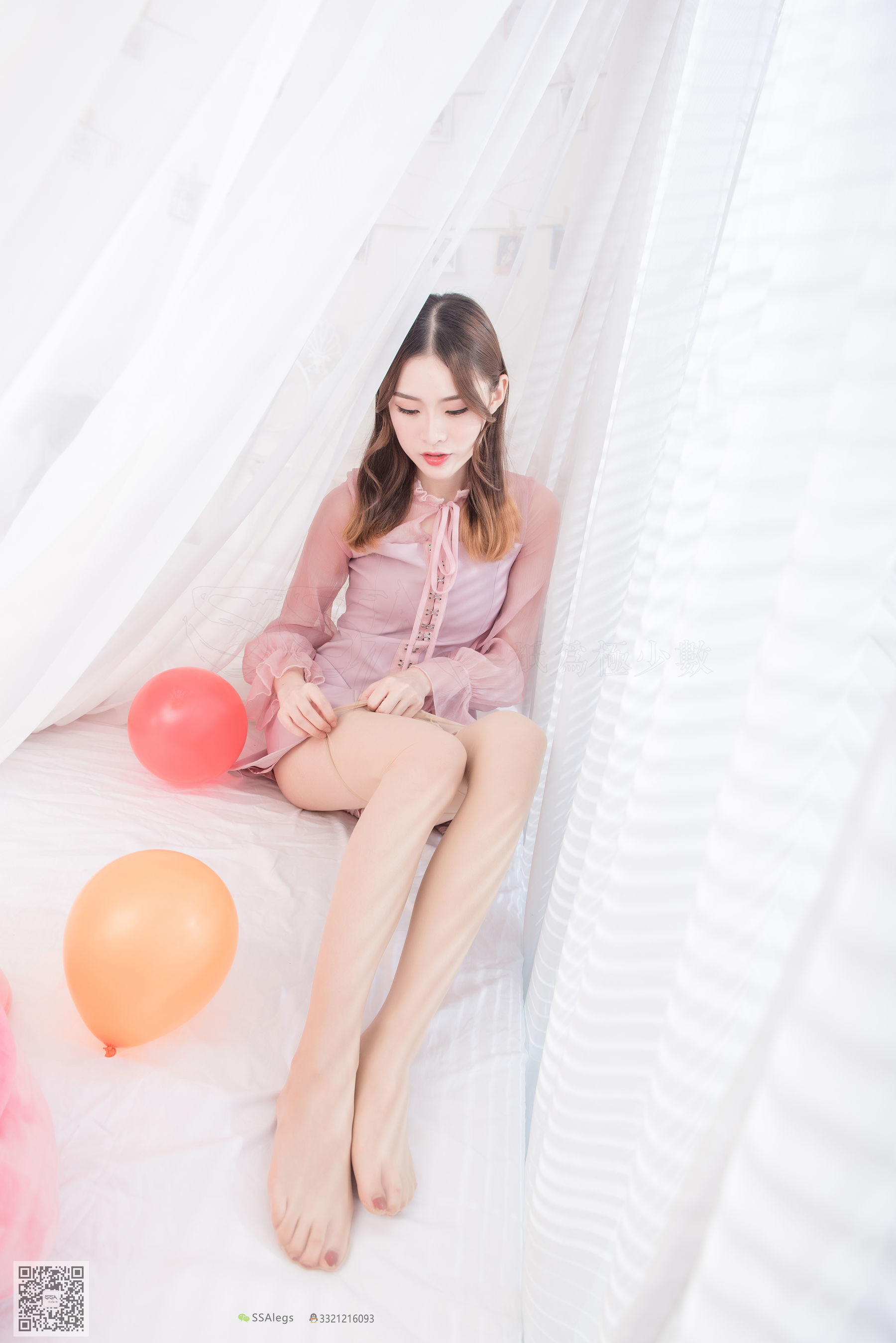 [SSA丝社]超清写真 No.027 小琪琪 肉色开档丝袜