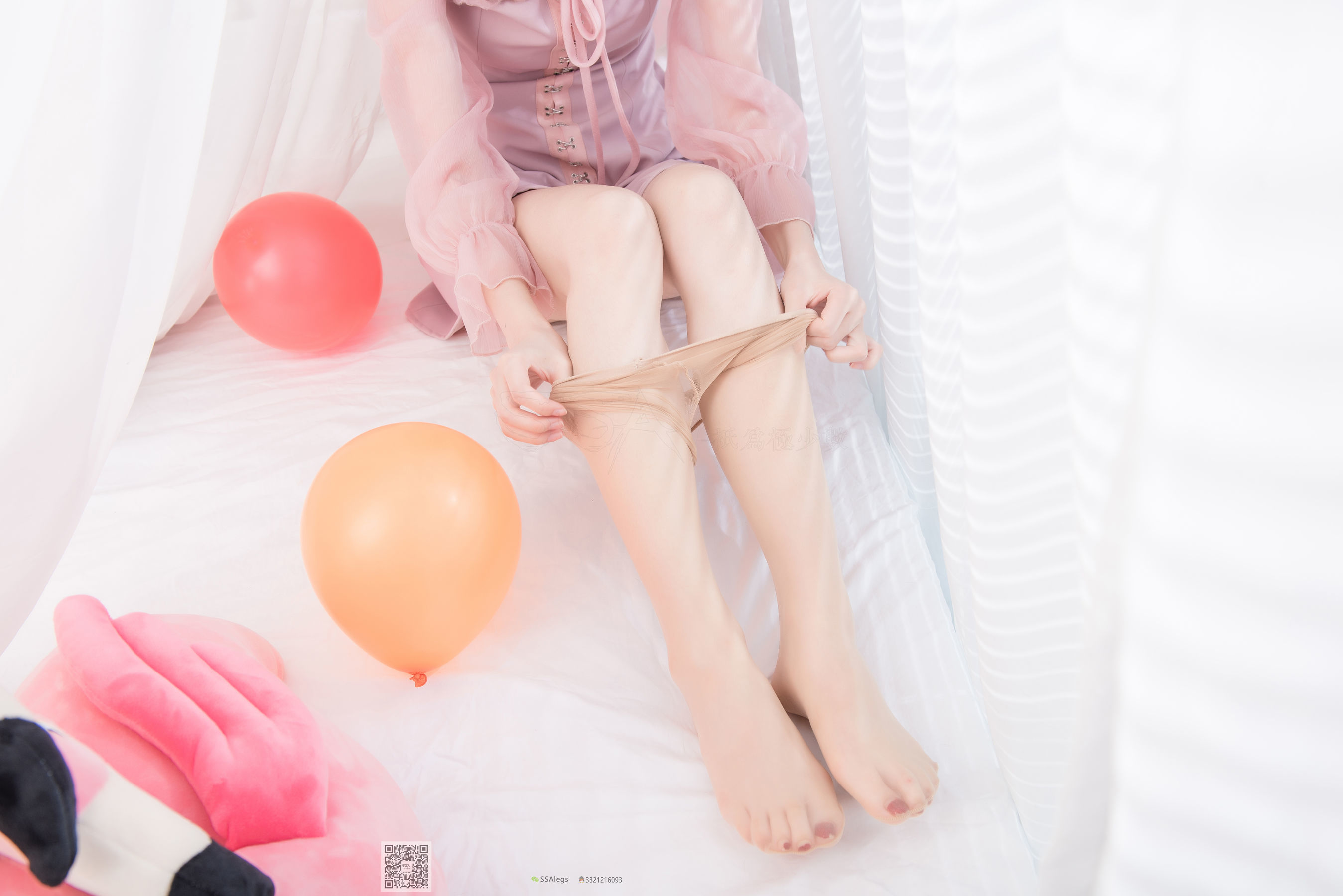 [SSA丝社]超清写真 No.027 小琪琪 肉色开档丝袜