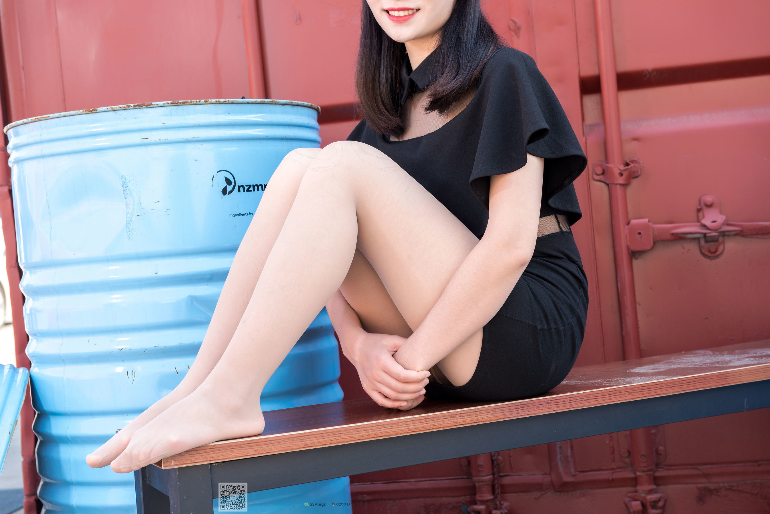 [SSA丝社]超清写真 No.042 小凤 治愈系笑容文艺街拍