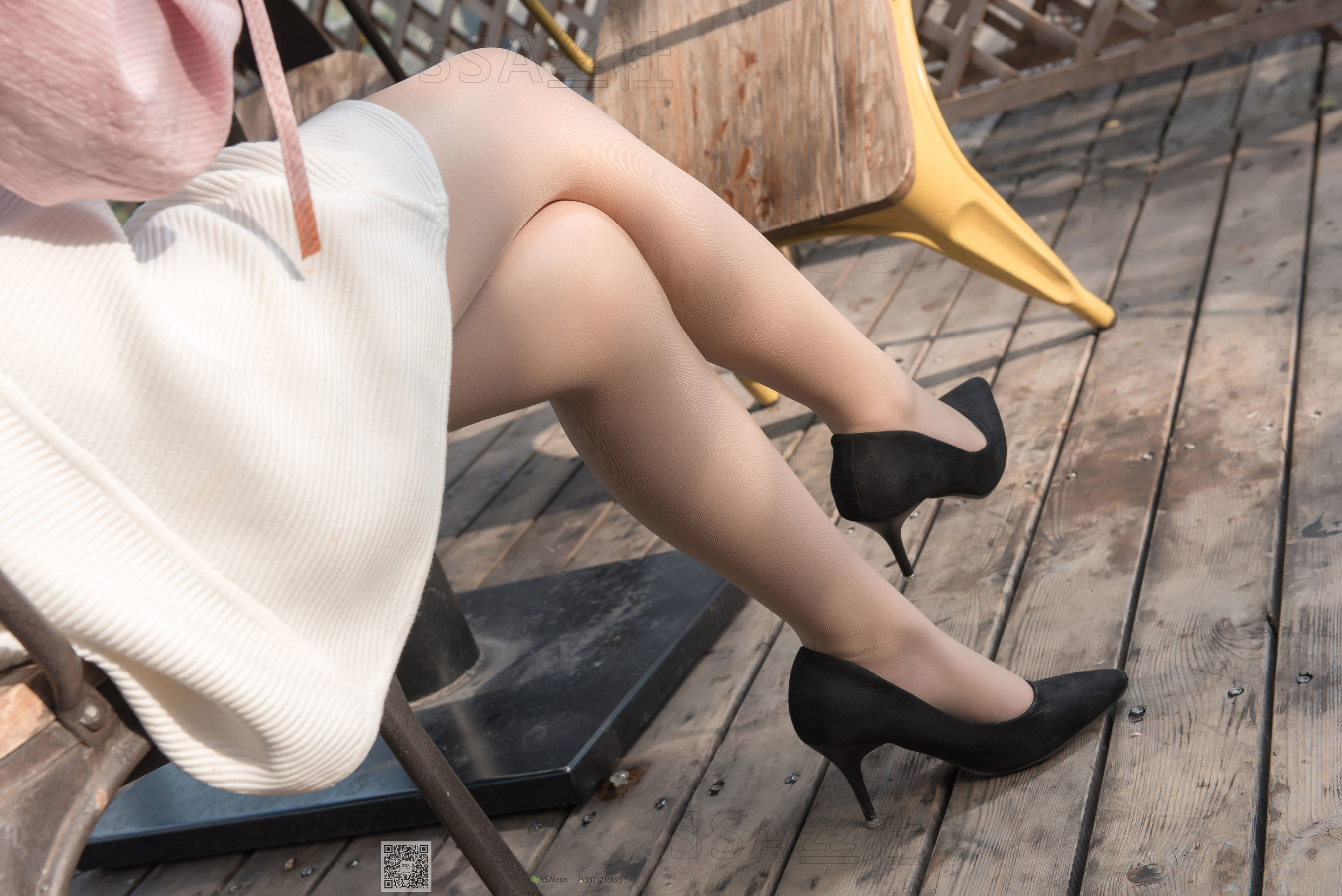 [SSA丝社]超清写真 No.052 西西 街拍小白裙