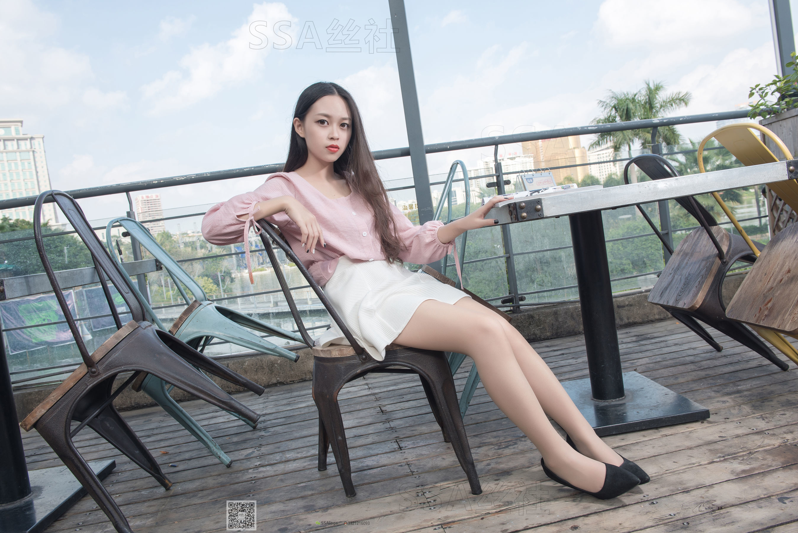[SSA丝社]超清写真 No.052 西西 街拍小白裙