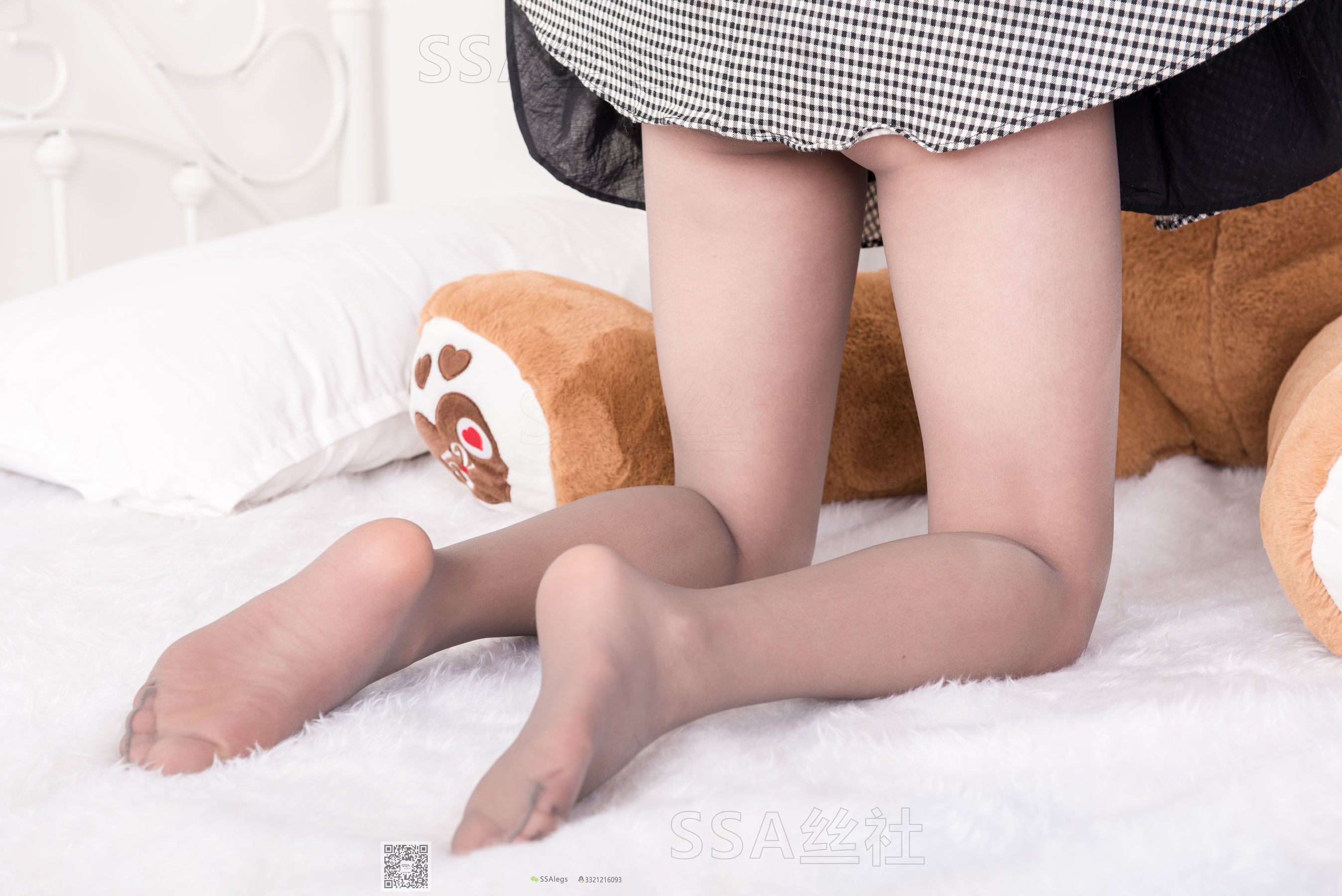 [SSA丝社]超清写真 No.075 小师妹佳佳 大玩偶