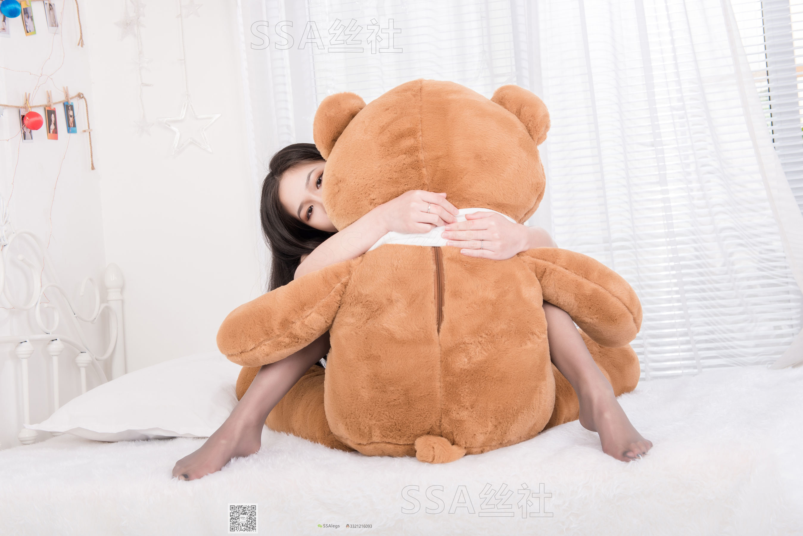 [SSA丝社]超清写真 No.075 小师妹佳佳 大玩偶