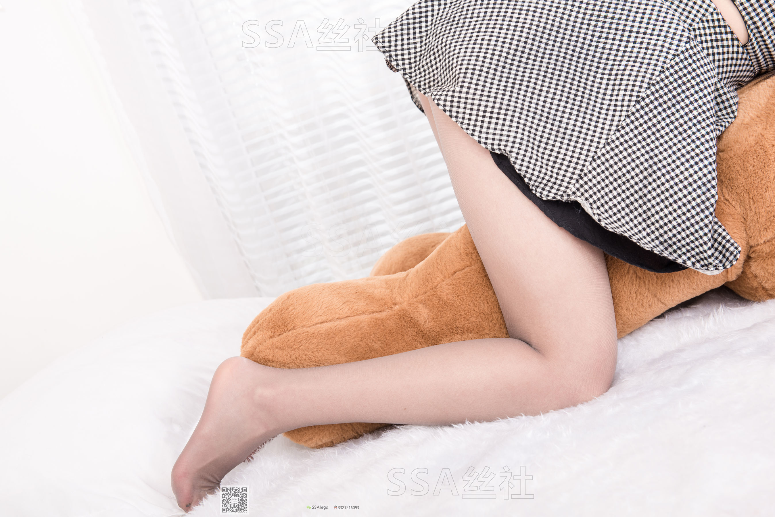 [SSA丝社]超清写真 No.075 小师妹佳佳 大玩偶