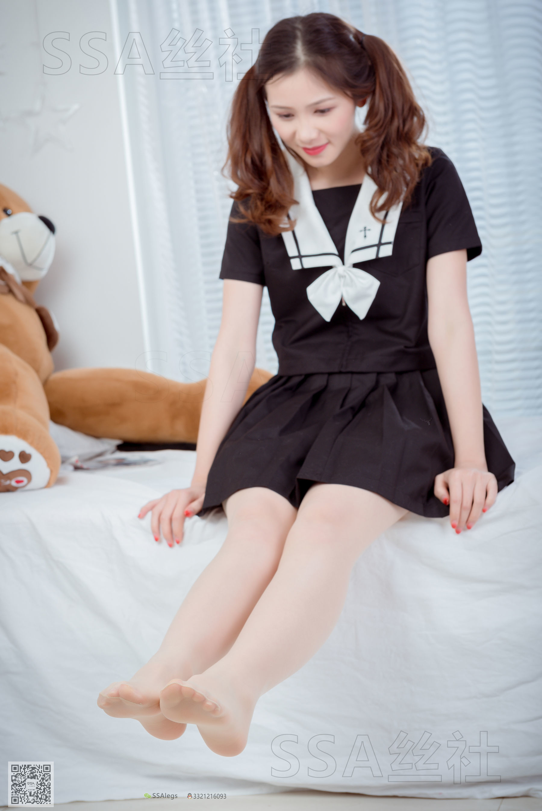 [SSA丝社]超清写真 No.079 雯雯 笑容治愈系小姐姐jk制服