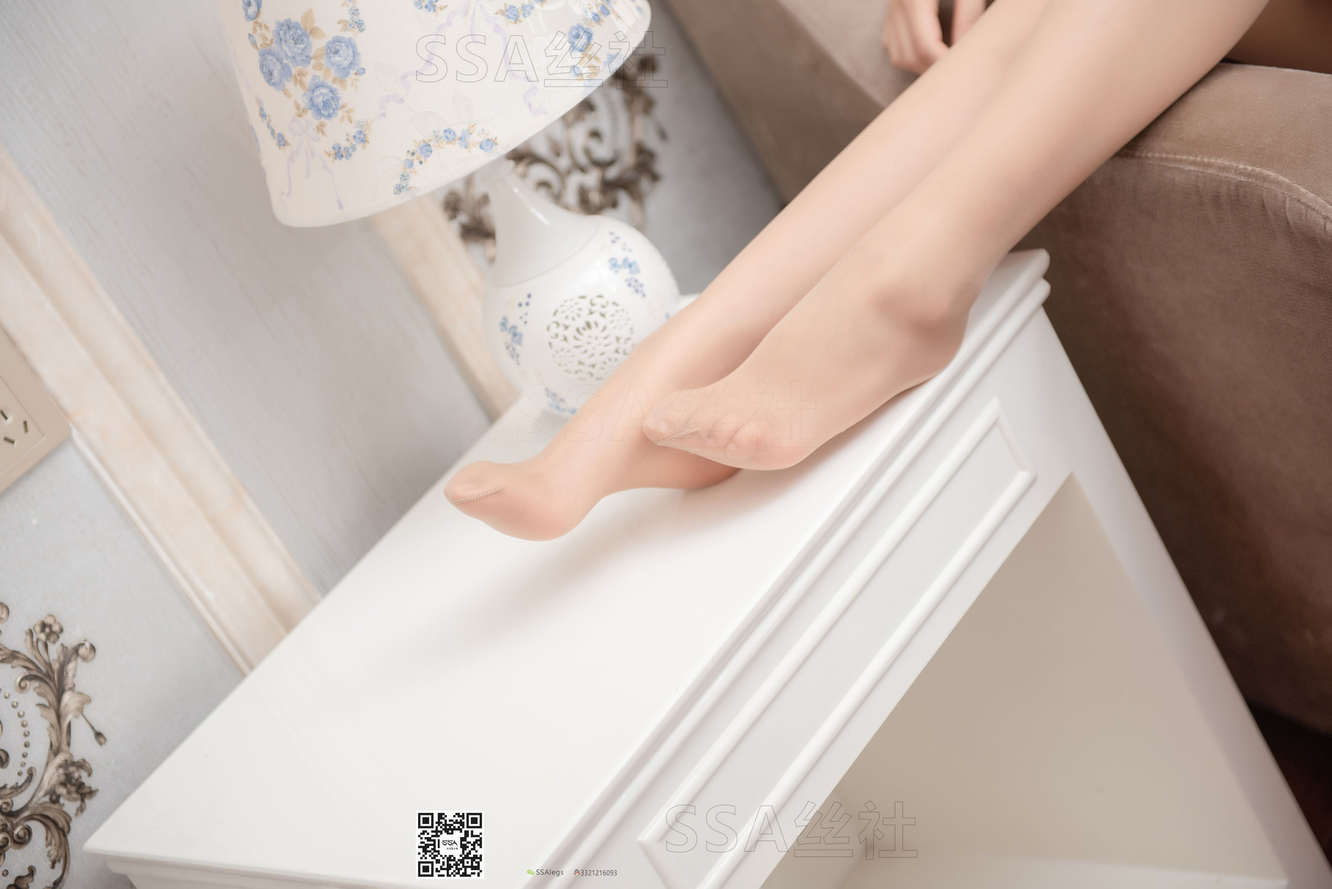 [SSA丝社]超清写真 No.084 小白 职业装
