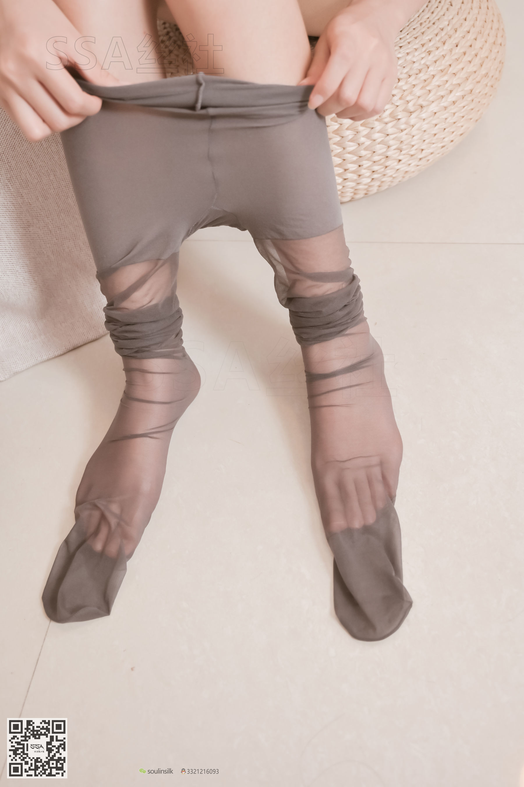 [SSA丝社]超清写真 No.105 腿模西西 超短旗袍灰丝脱丝特写