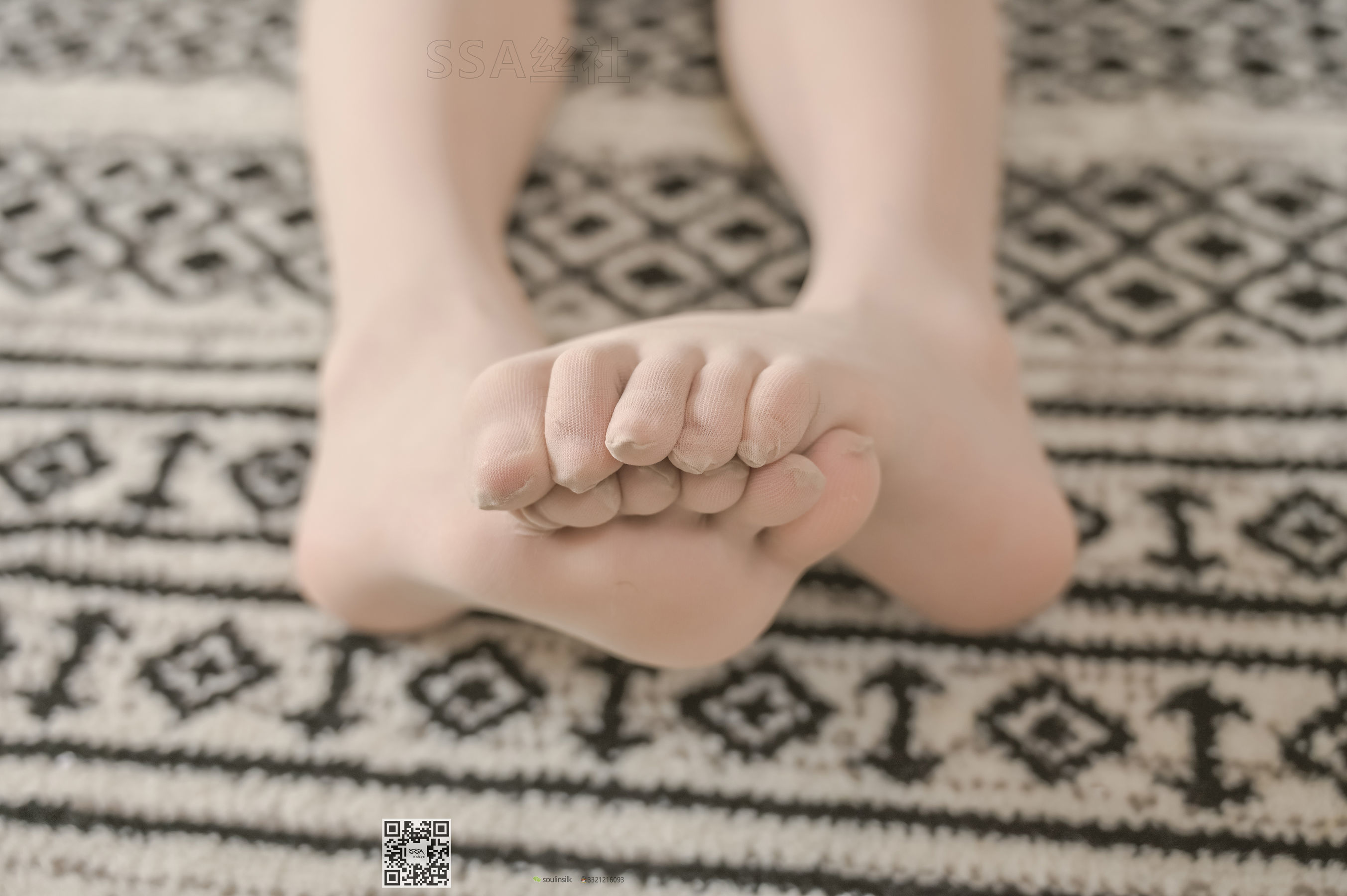 [SSA丝社]超清写真 No.106 丽萍 颠覆你的审美―五指丝袜