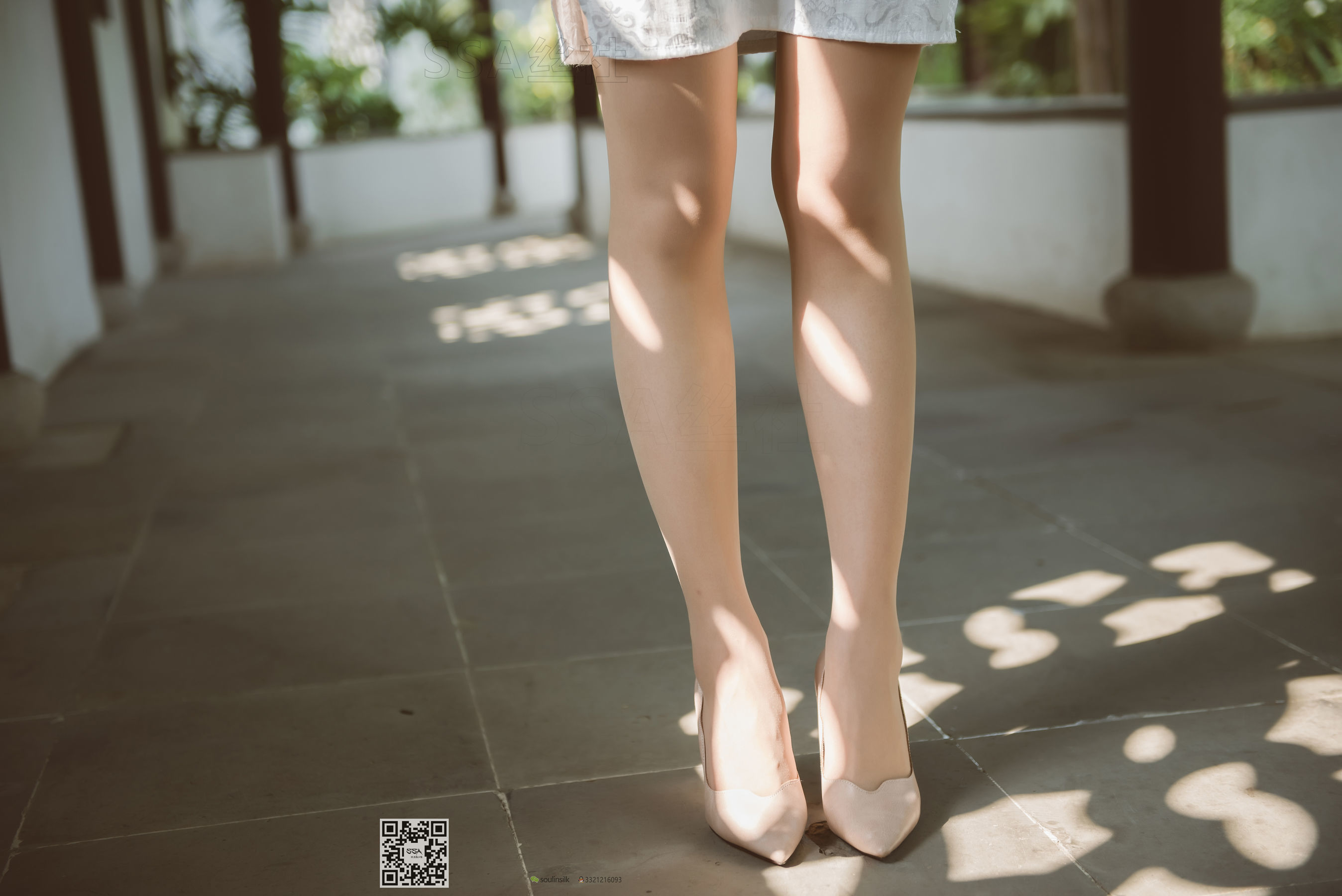 [SSA丝社]超清写真 No.111 腿模君君 旗袍秀