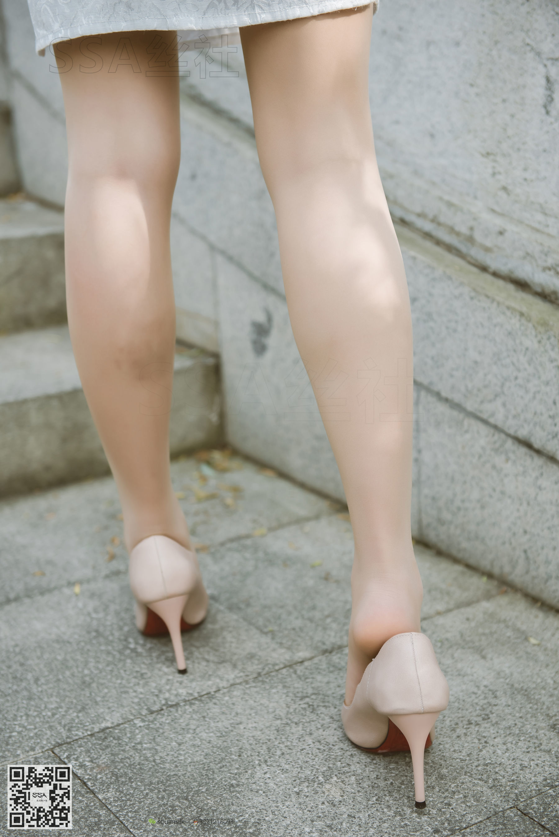 [SSA丝社]超清写真 No.111 腿模君君 旗袍秀