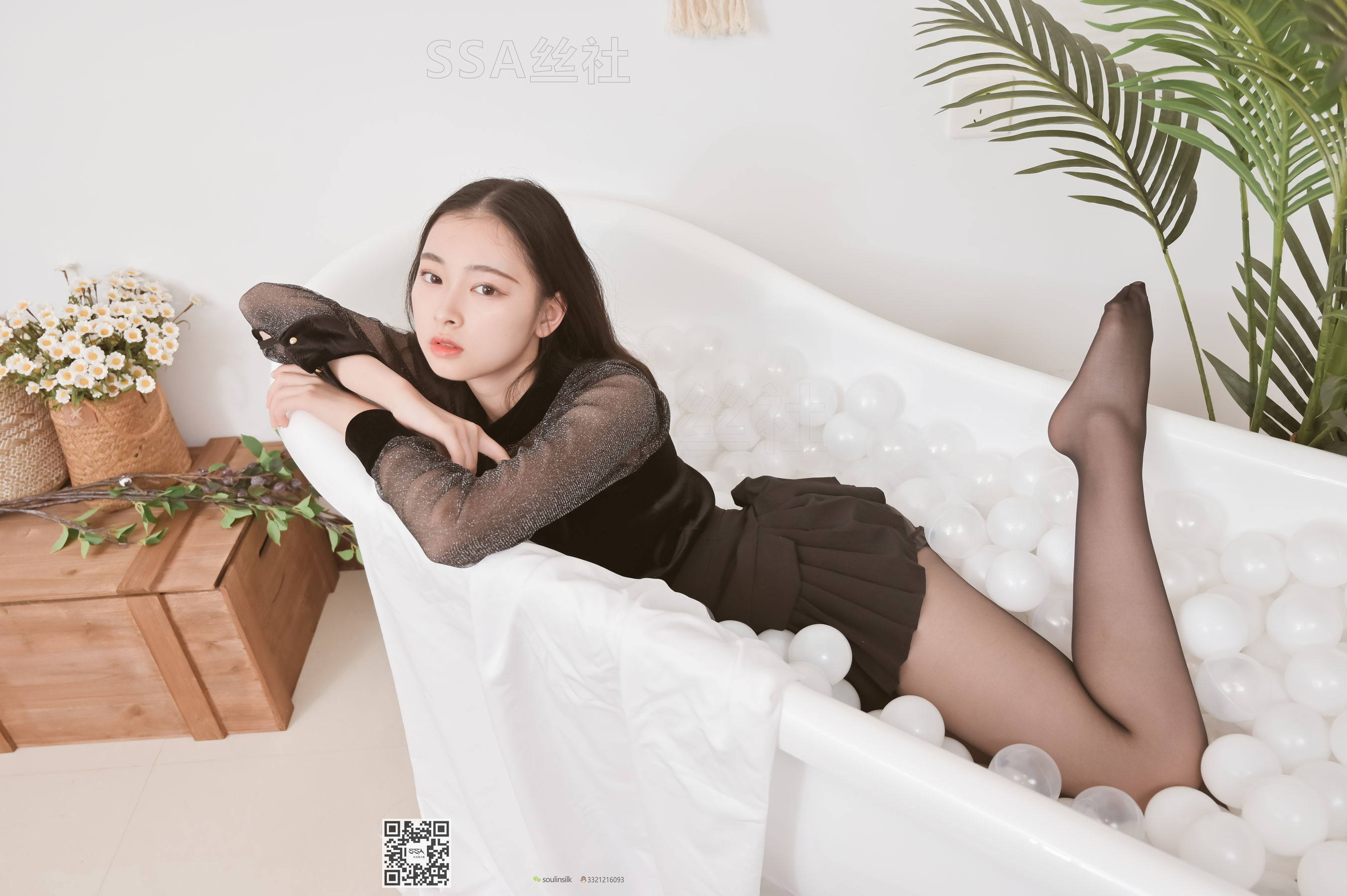 [SSA丝社]超清写真 No.112 腿模文娟 教你室内拍摄