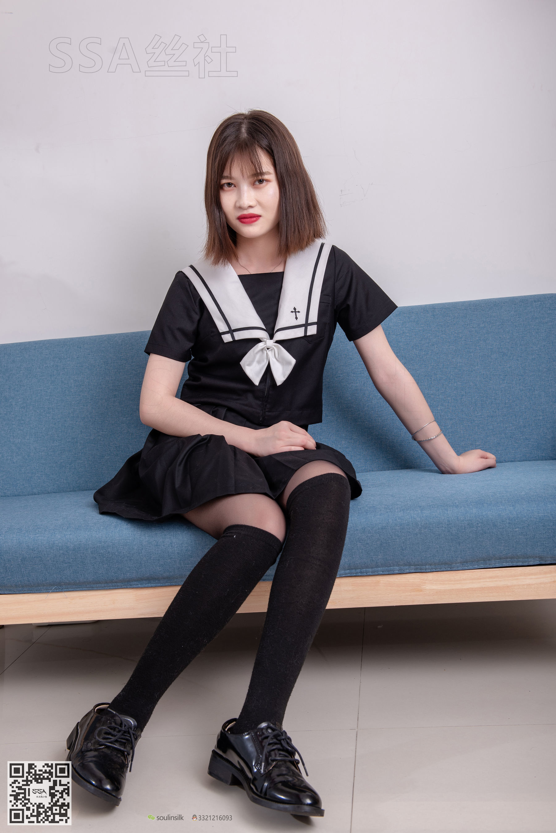 [SSA丝社]超清写真 No.113 腿模穗子 教你穿黑色系JK制服