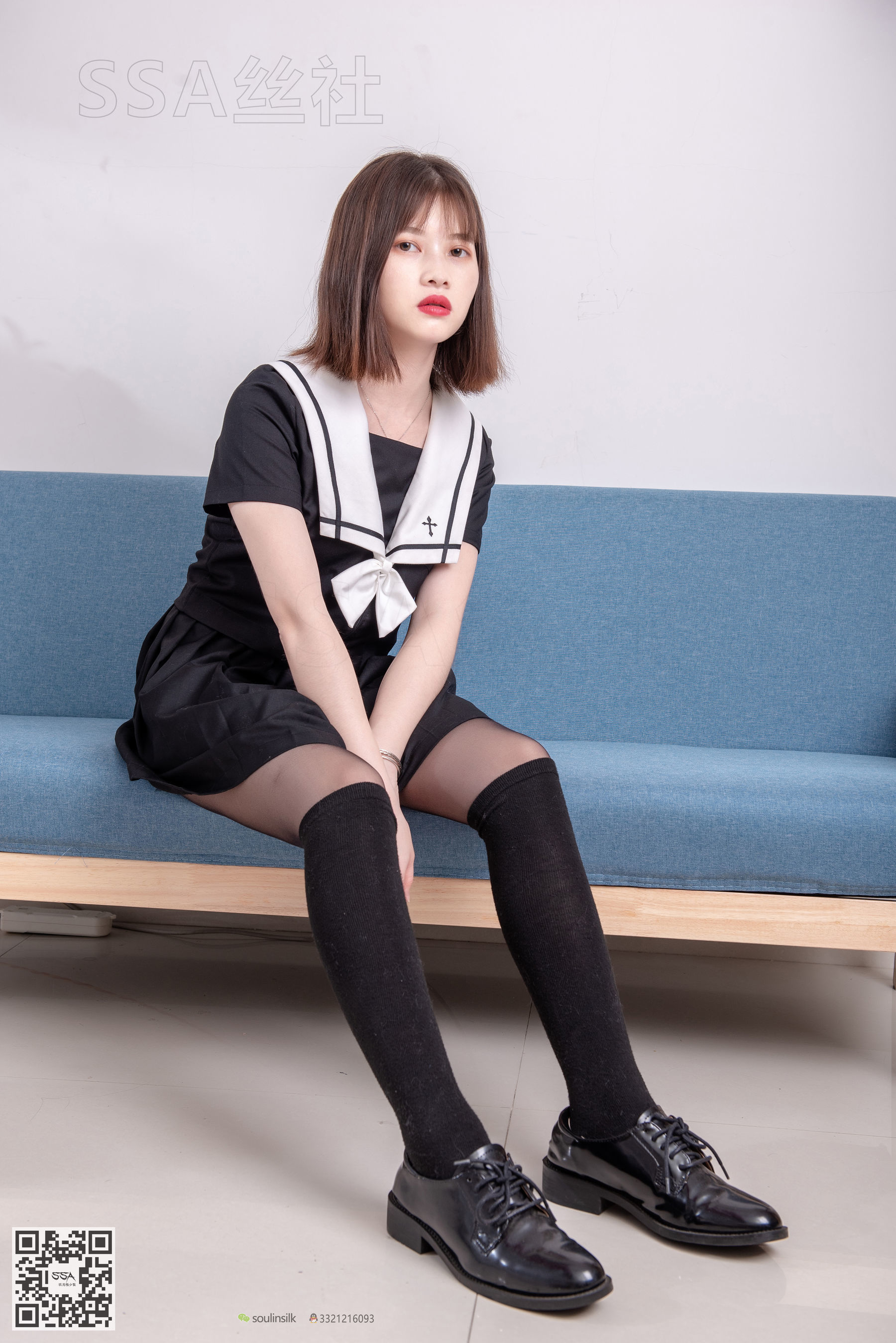 [SSA丝社]超清写真 No.113 腿模穗子 教你穿黑色系JK制服