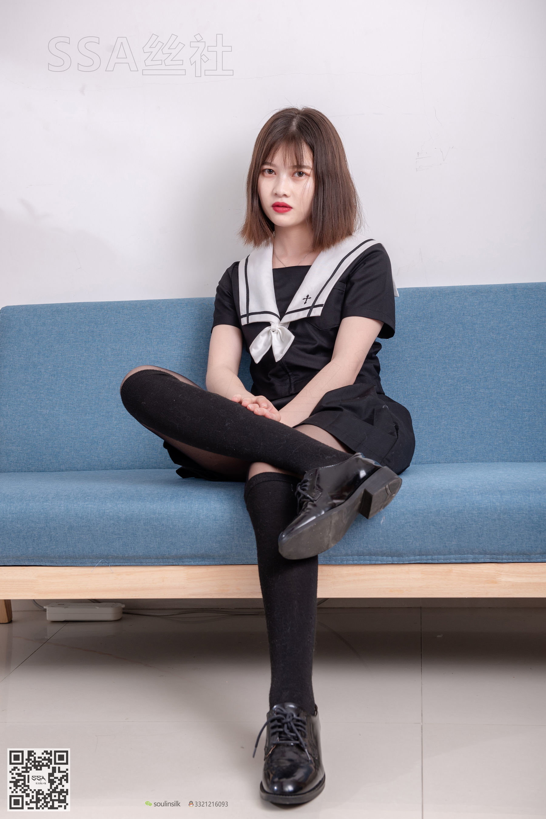 [SSA丝社]超清写真 No.113 腿模穗子 教你穿黑色系JK制服
