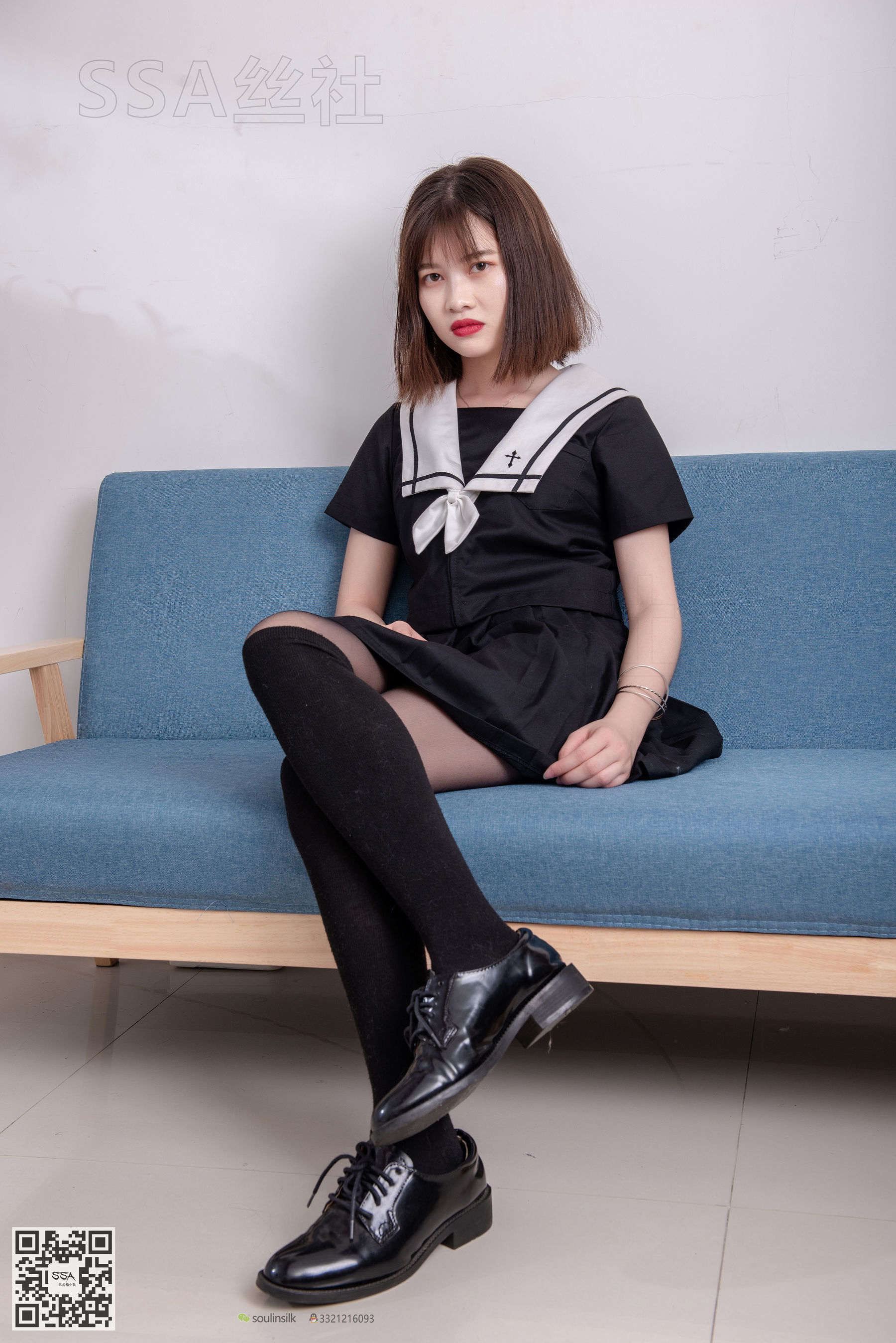 [SSA丝社]超清写真 No.113 腿模穗子 教你穿黑色系JK制服