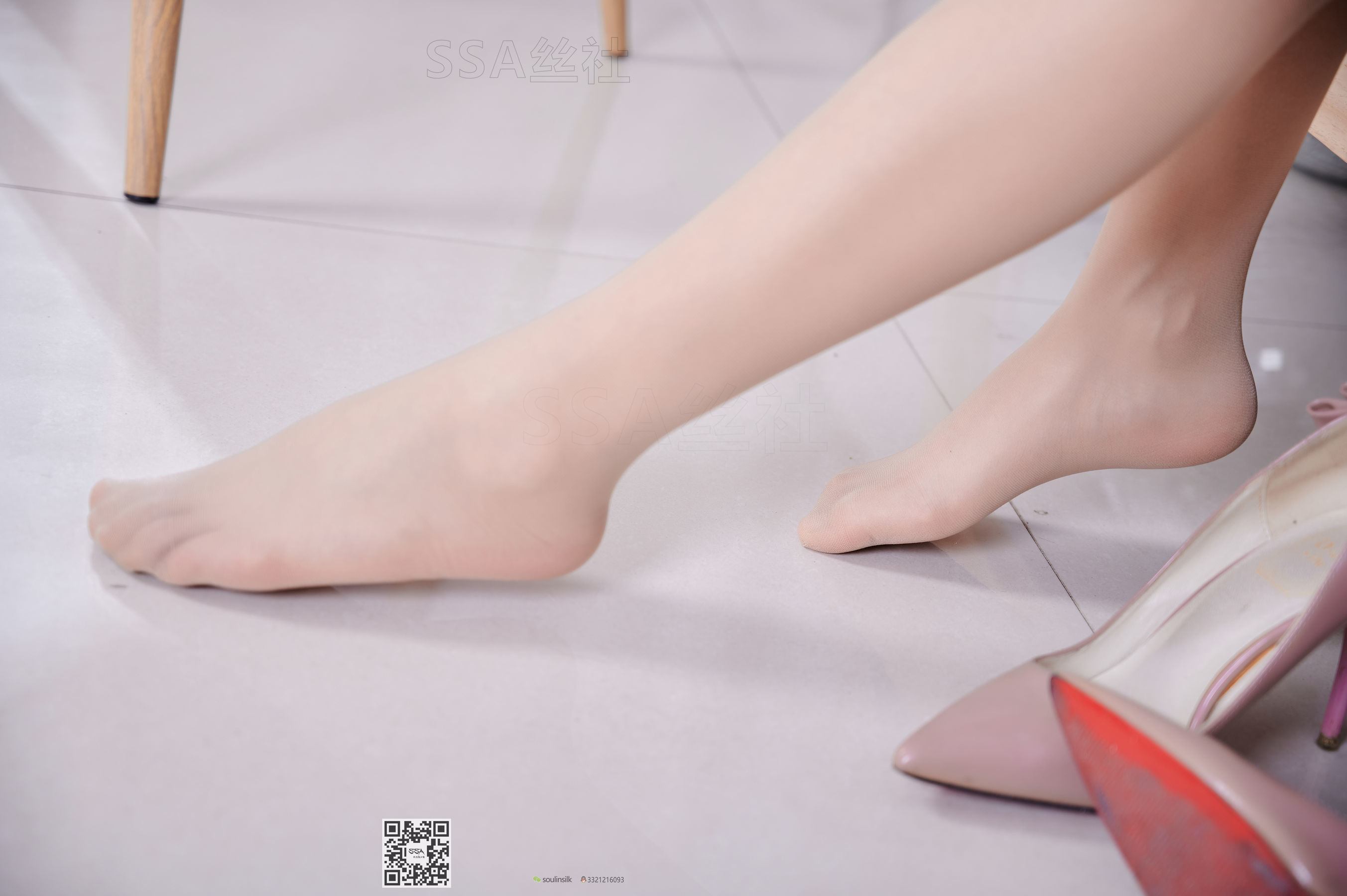 [SSA丝社]超清写真 No.114 腿模慧慧 笑容治愈系套少女粉