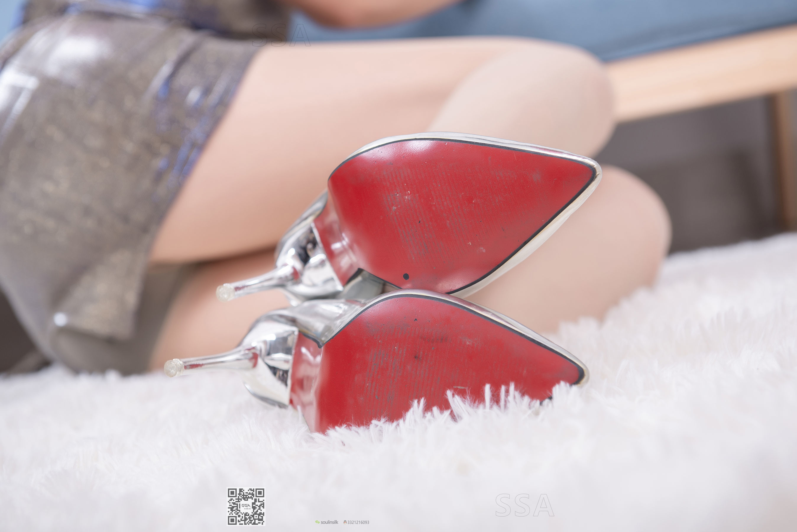 [SSA丝社]超清写真 No.180 蓉蓉 J炫彩时尚短裙肉丝