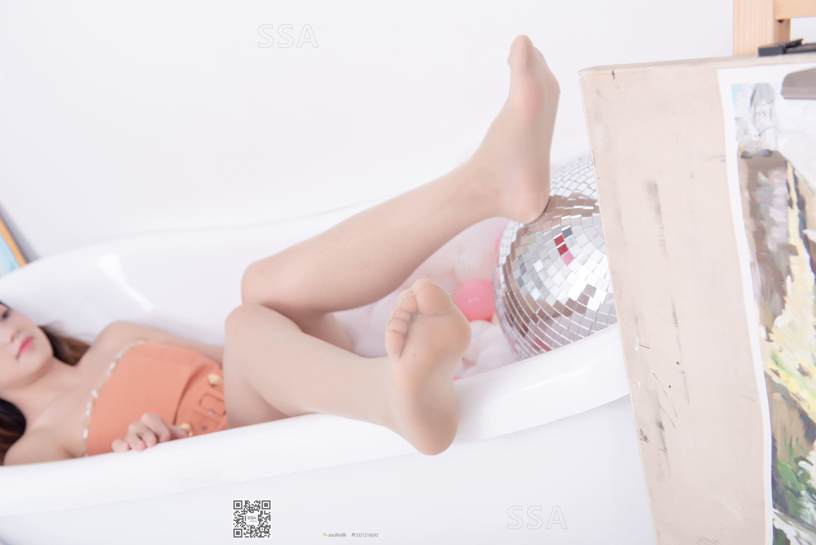 [SSA丝社]超清写真 No.186 蓉蓉 居家齐臀短裙肉丝
