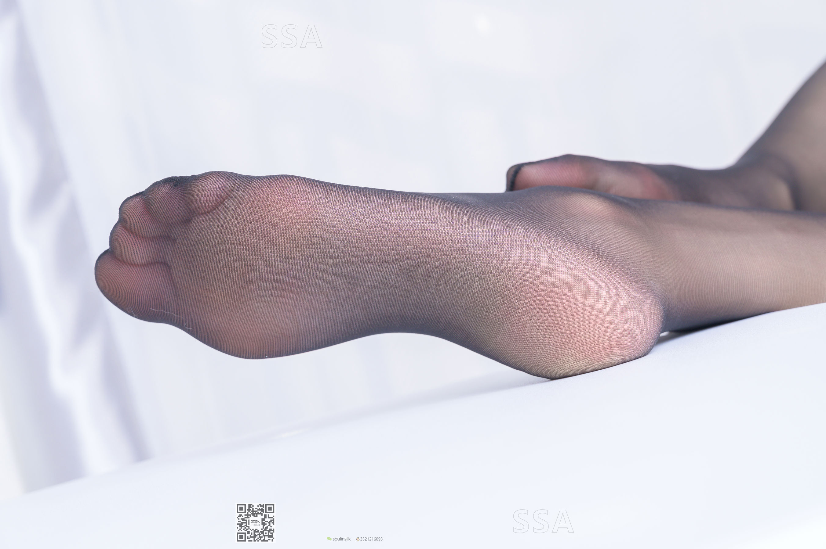 [SSA丝社]超清写真 No.208 语文老师莉莉 中午小憩一下（上）