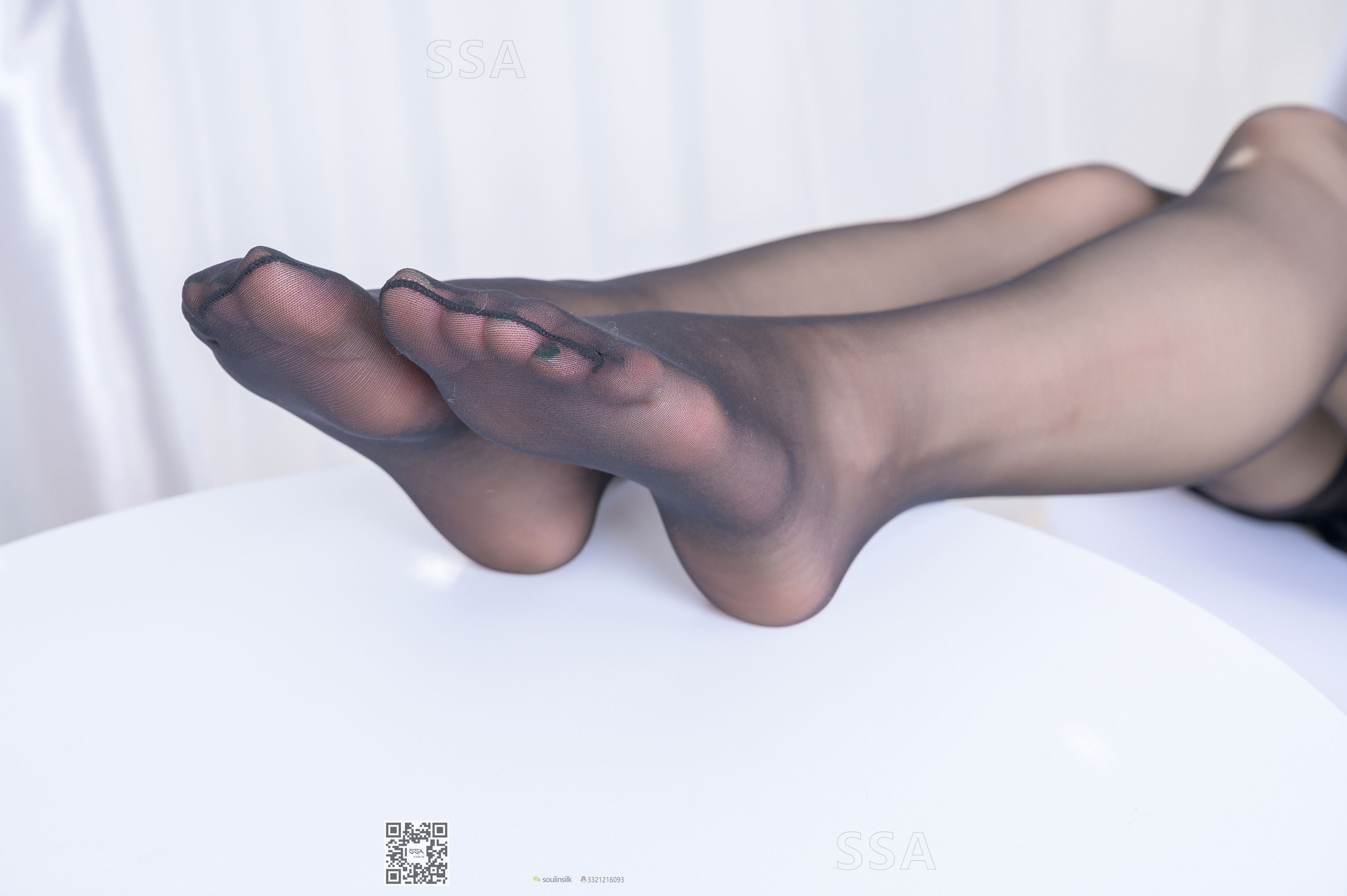 [SSA丝社]超清写真 No.208 语文老师莉莉 中午小憩一下（上）
