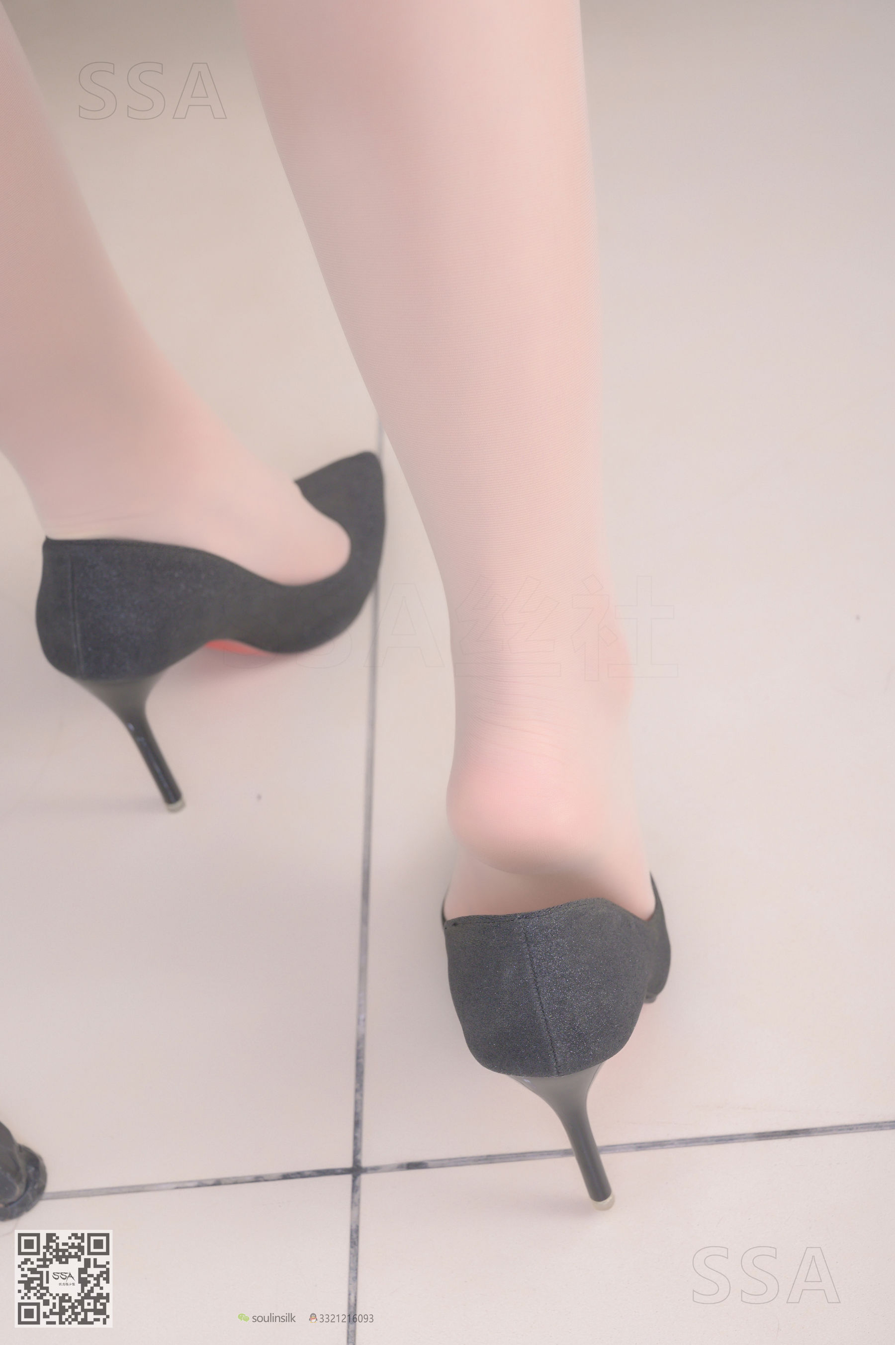 [SSA丝社]超清写真 No.234 雯雯 现代美女的复古旗袍