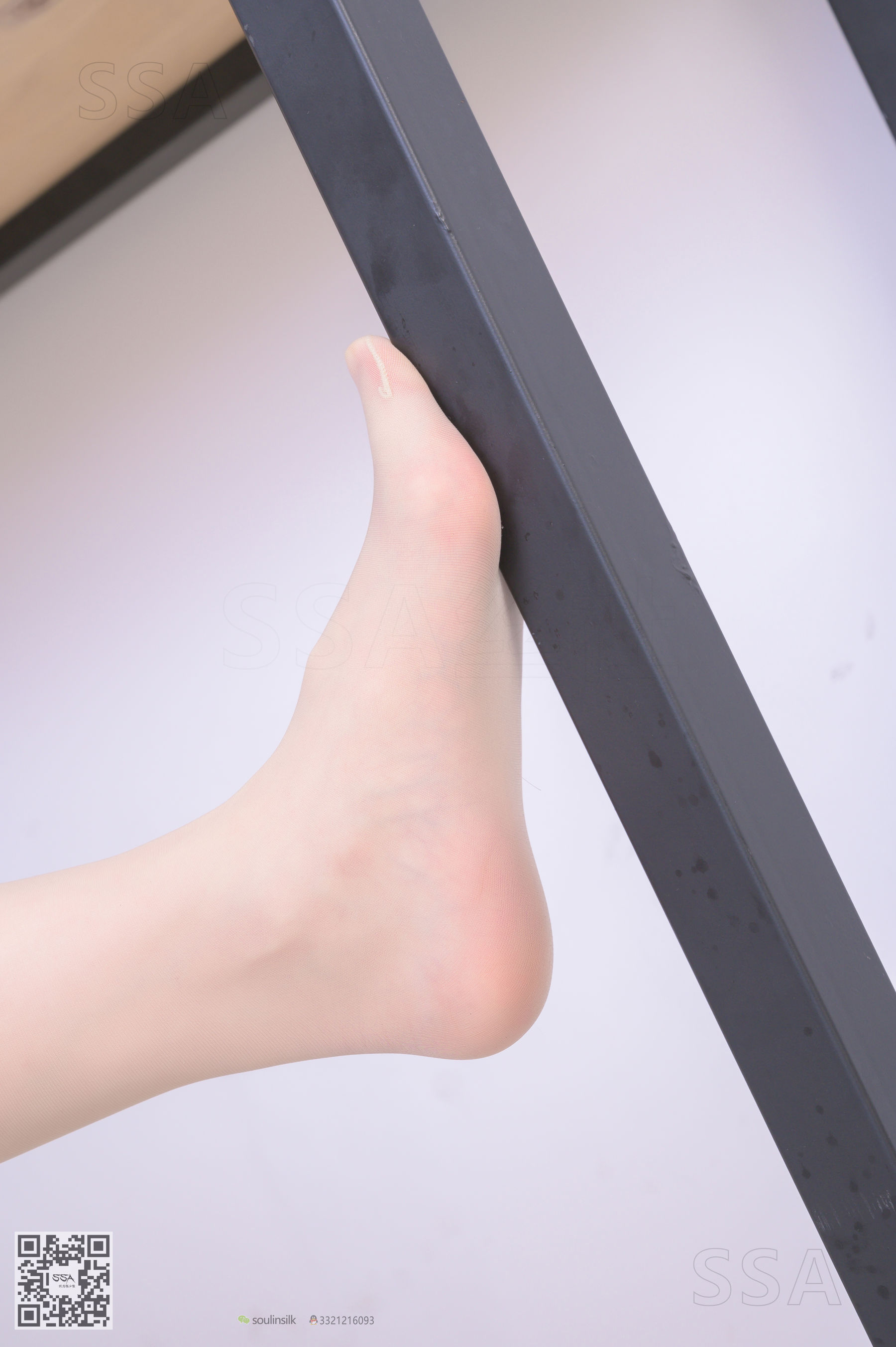 [SSA丝社]超清写真 No.234 雯雯 现代美女的复古旗袍