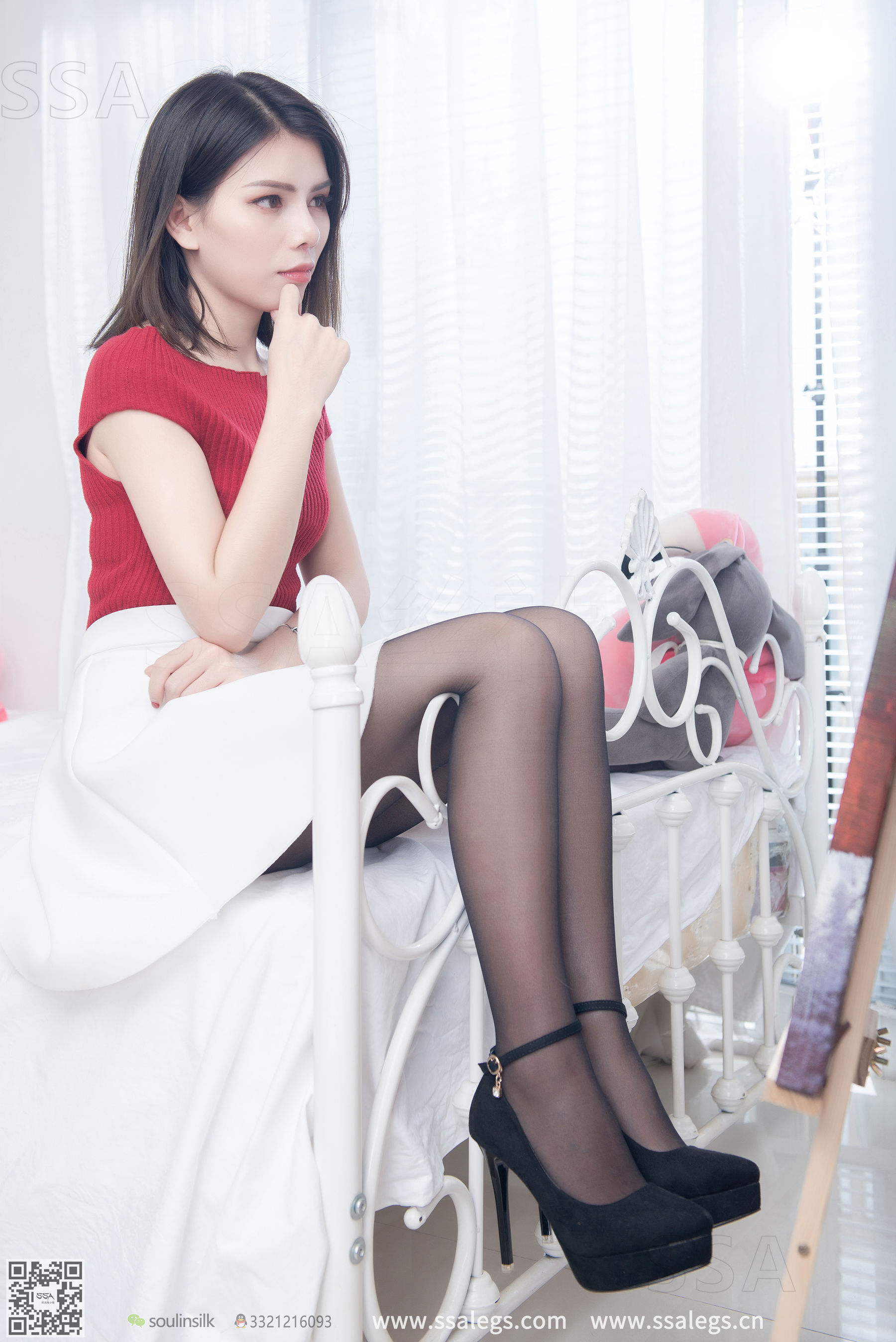 [SSA丝社]超清写真 No.251 芷沫 画室