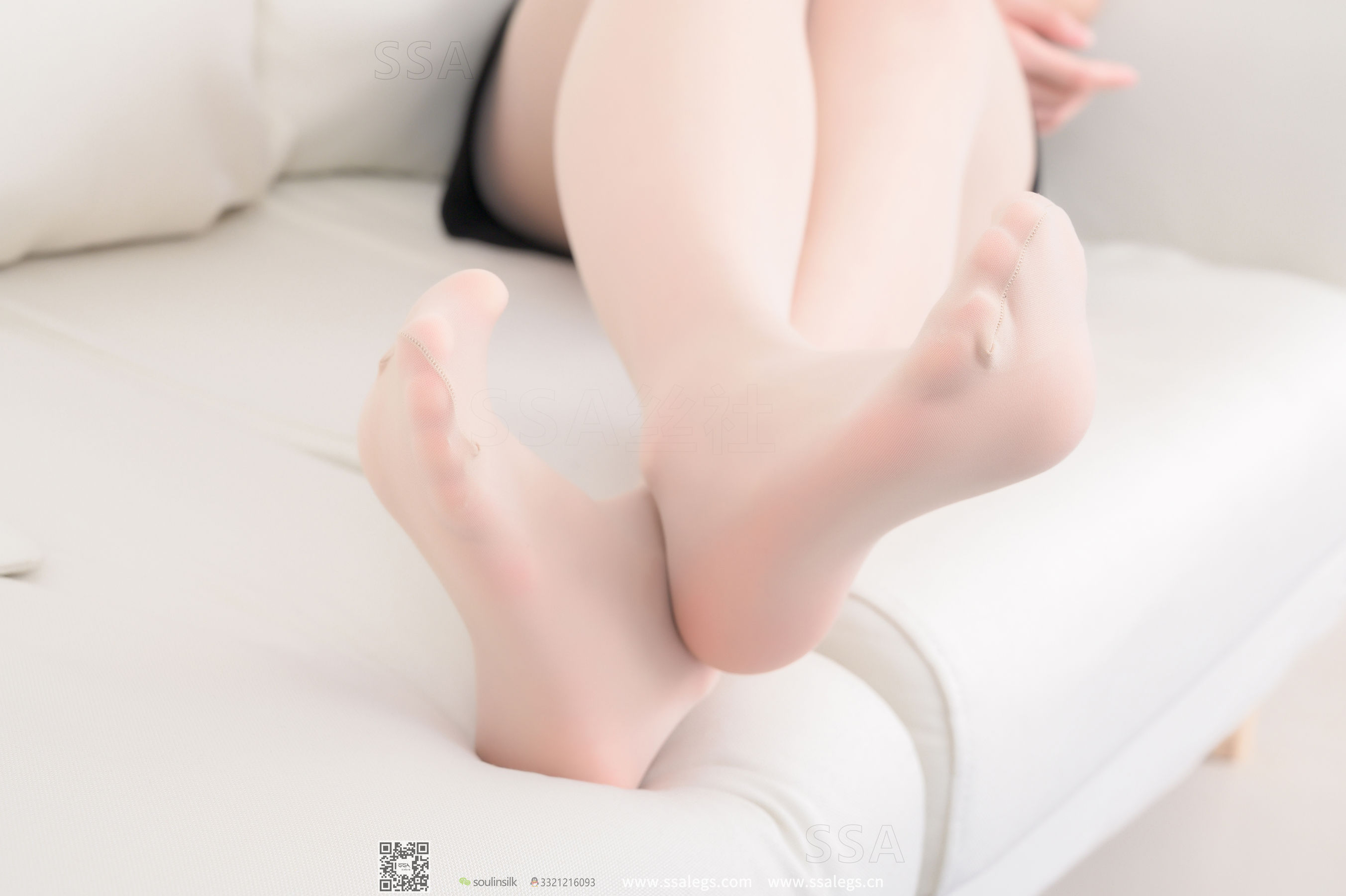 [SSA丝社]超清写真 No.258 君君 透明高跟鞋里的足