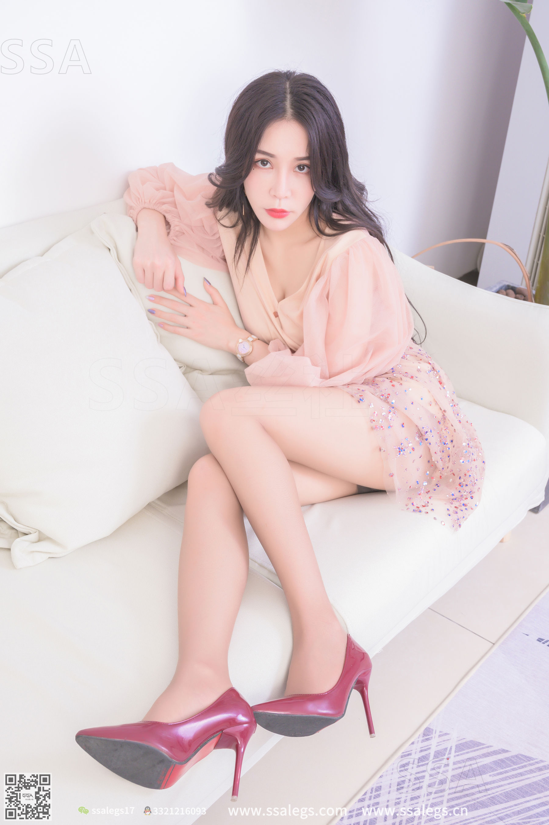 [SSA丝社]超清写真 No.312 娜娜 御姐的红色高跟鞋咖啡丝美腿