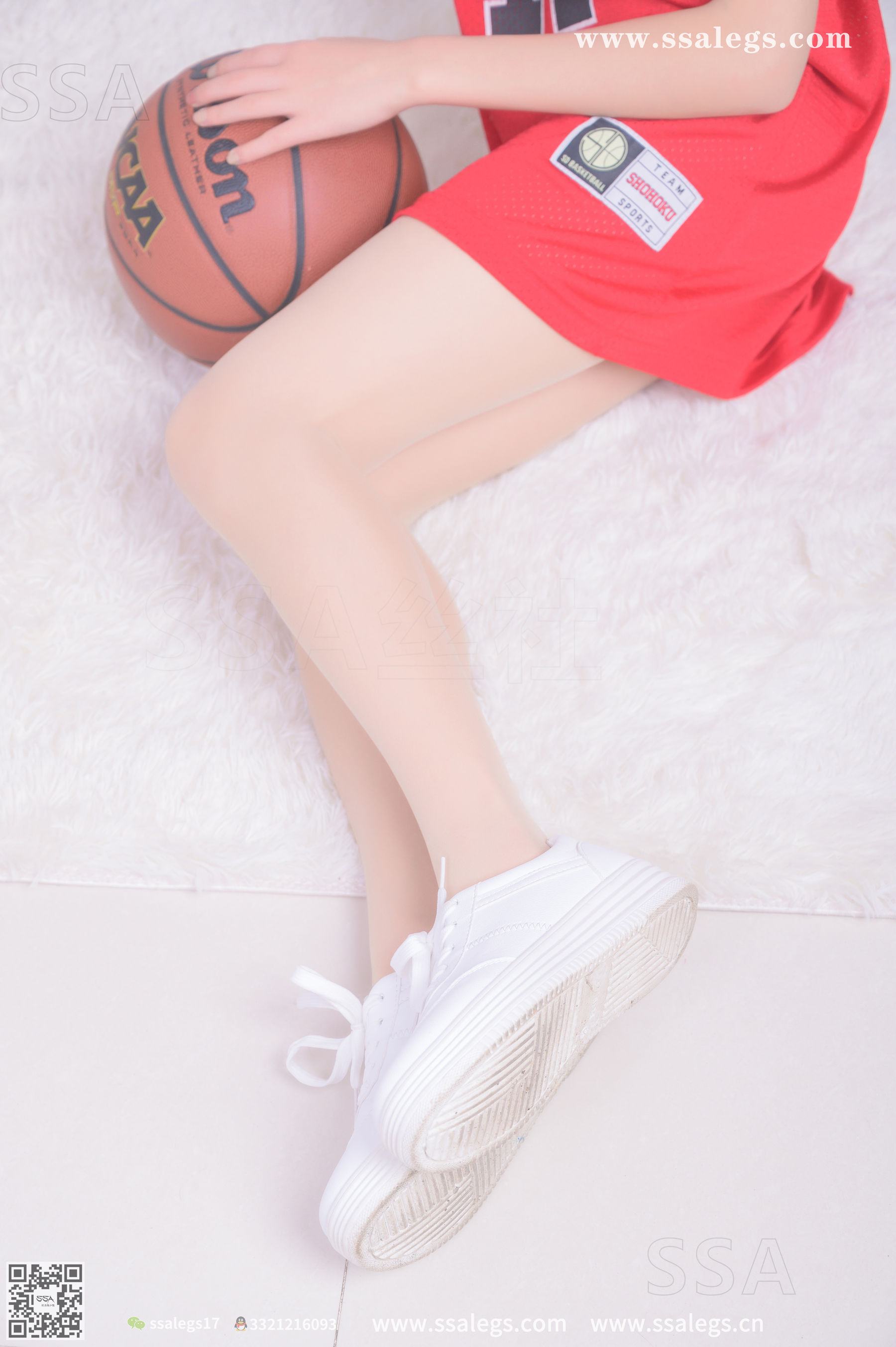 [SSA丝社]超清写真 No.324 素素 小姐姐放假在家陪你玩篮球(上)