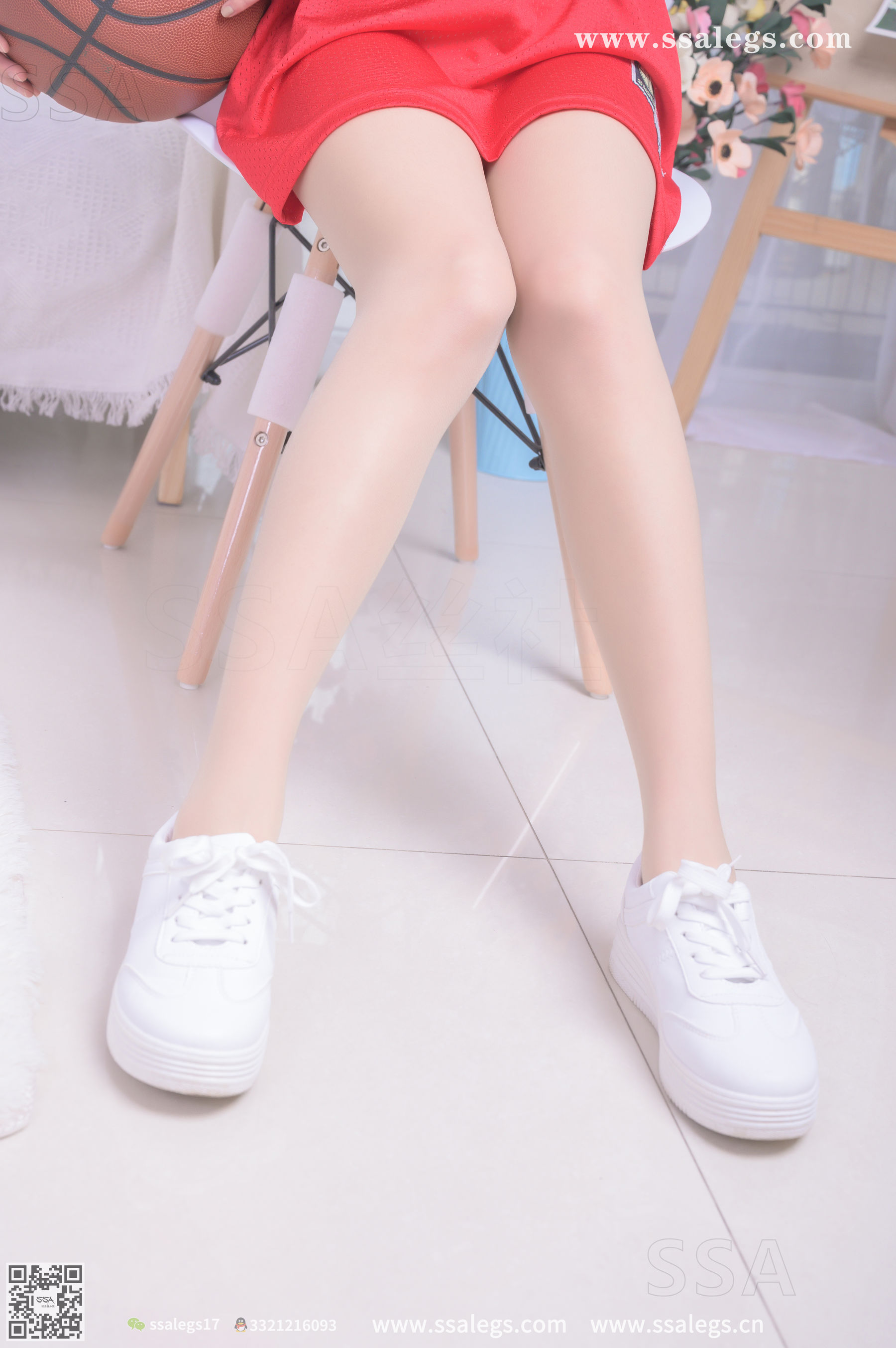 [SSA丝社]超清写真 No.324 素素 小姐姐放假在家陪你玩篮球(上)