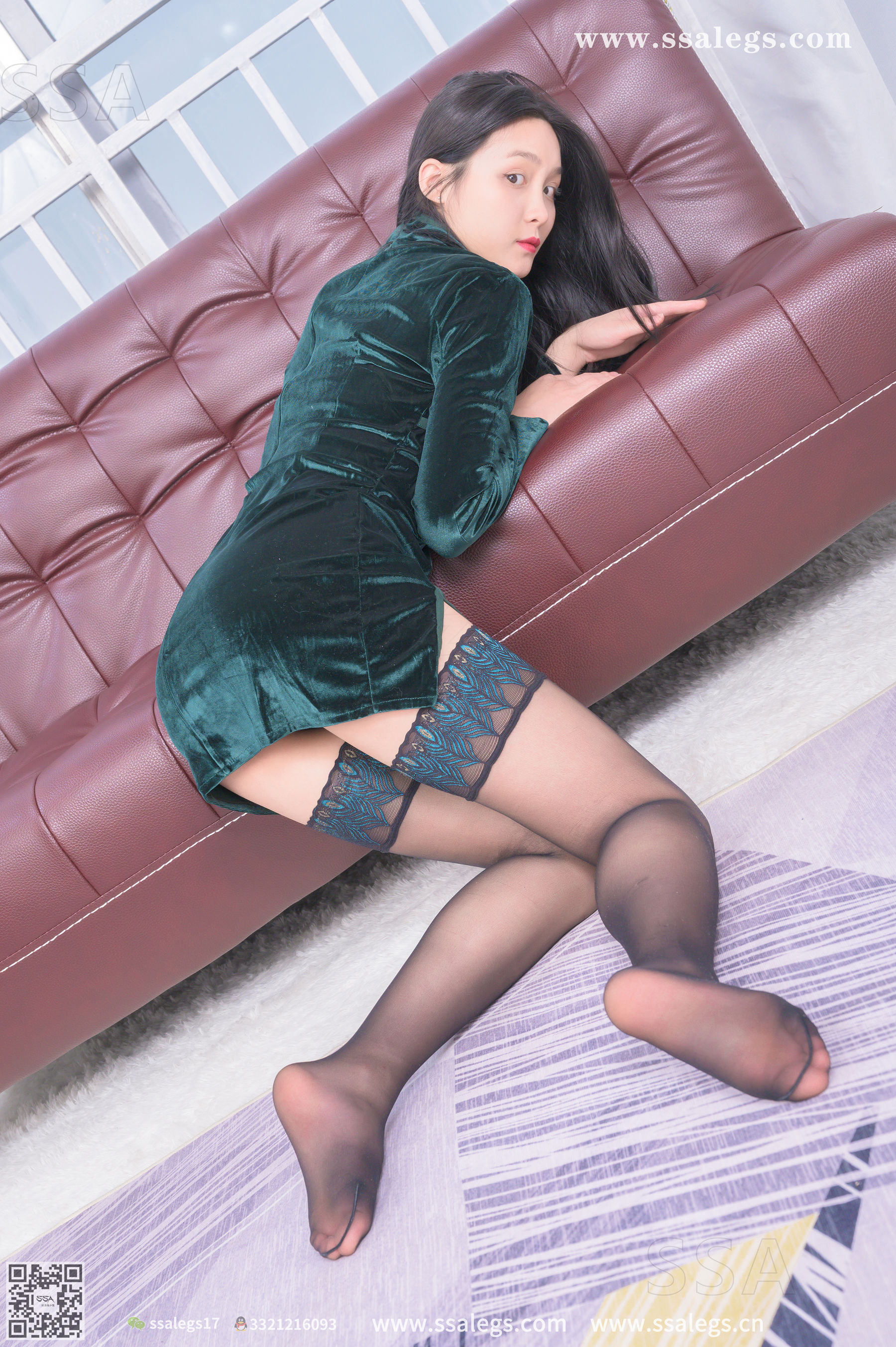 [SSA丝社]超清写真 No.331 君君 世界最美孔雀翎长筒丝袜(下)