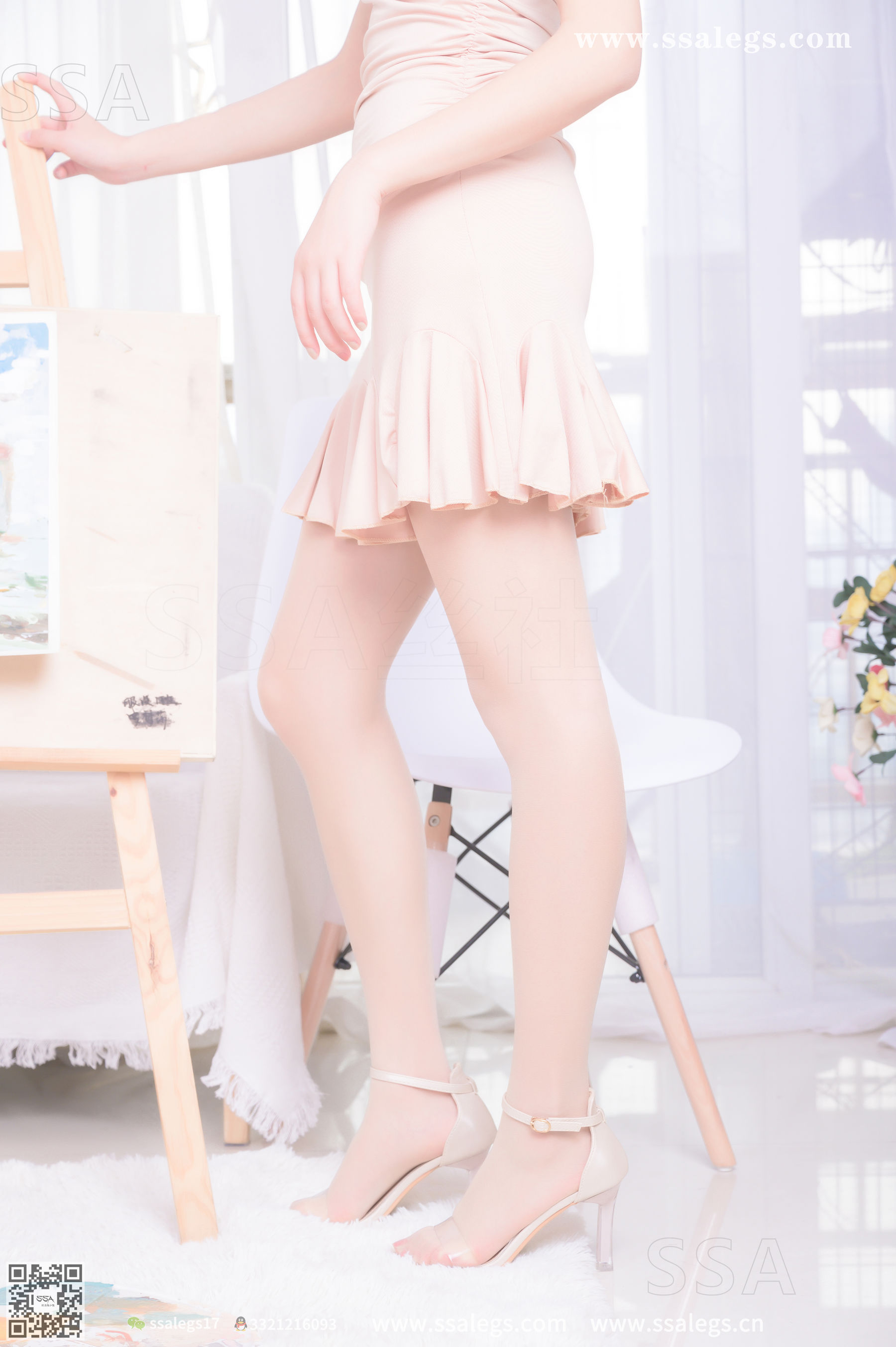 [SSA丝社]超清写真 No.340 素素 画师少女的透明高跟鞋肉丝袜(上)