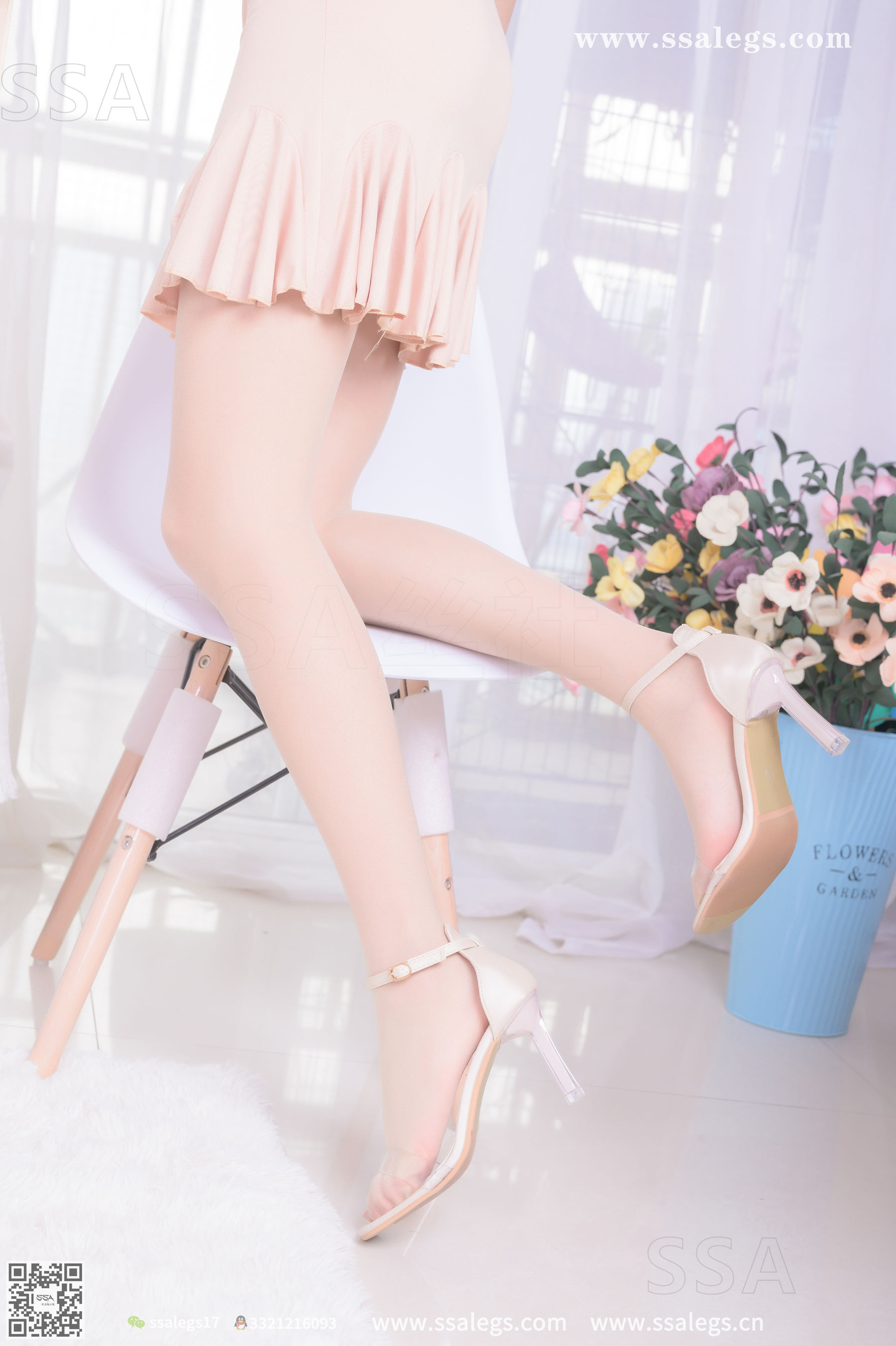 [SSA丝社]超清写真 No.340 素素 画师少女的透明高跟鞋肉丝袜(上)