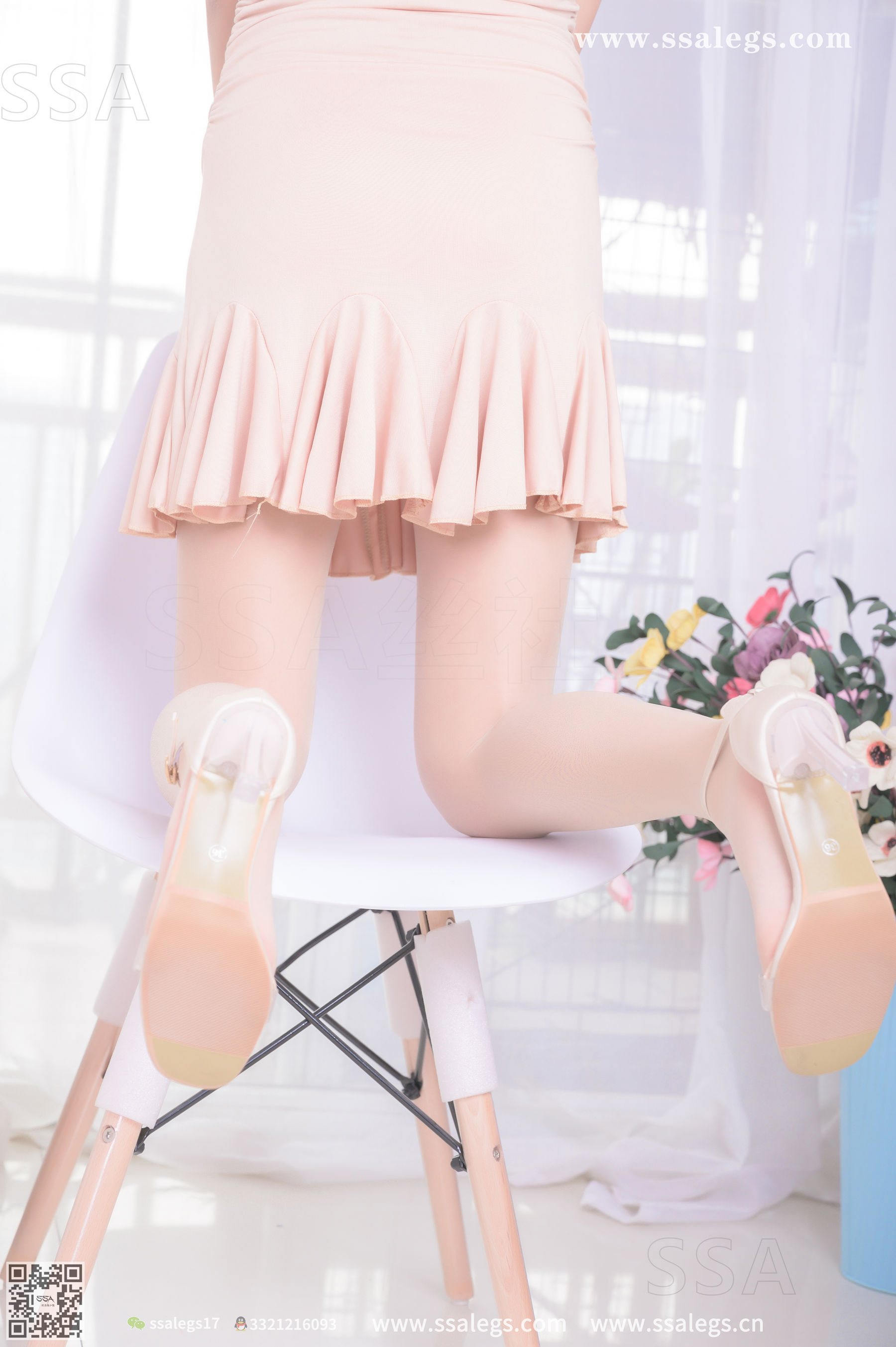 [SSA丝社]超清写真 No.340 素素 画师少女的透明高跟鞋肉丝袜(上)