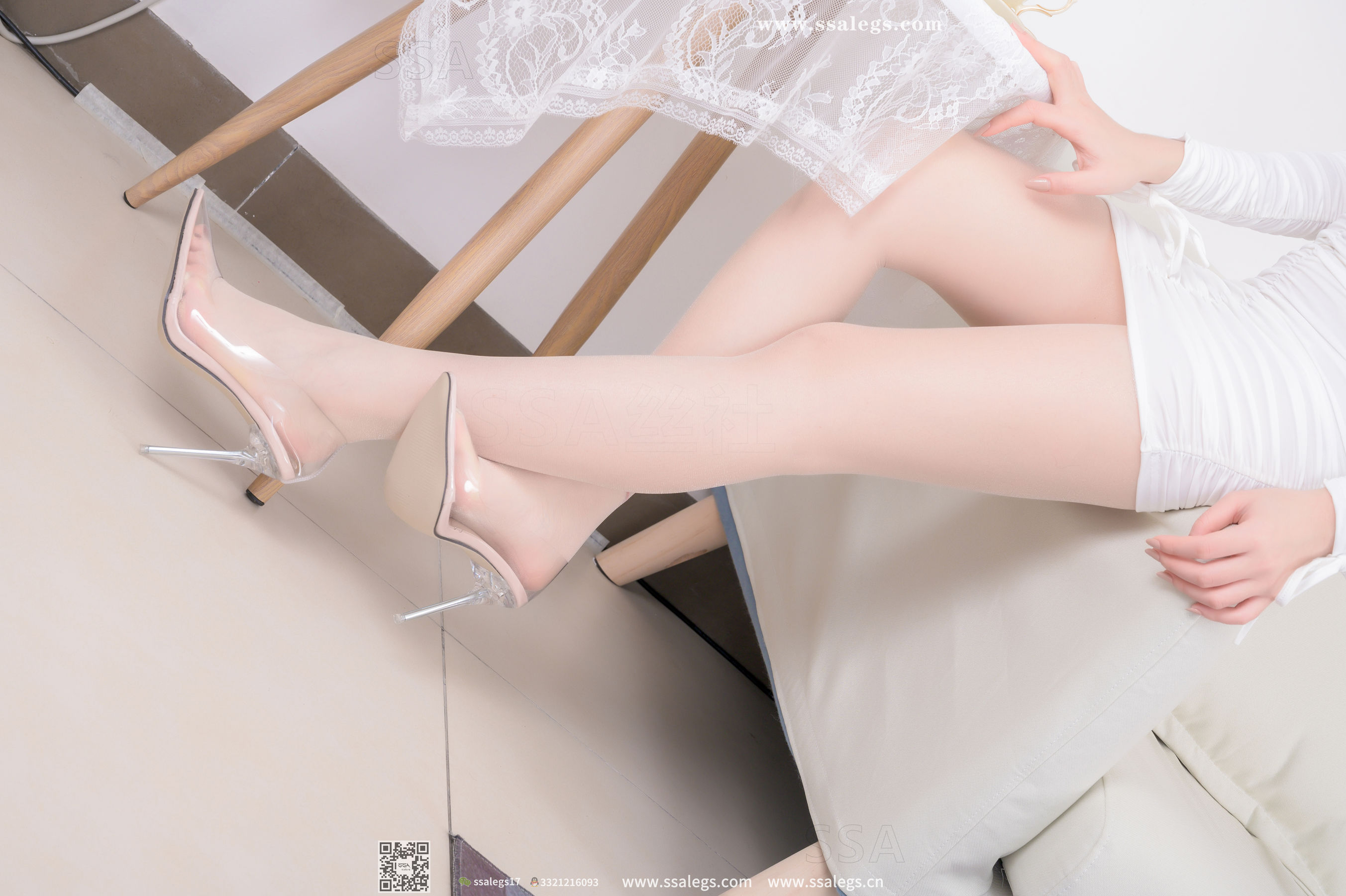 [SSA丝社]超清写真 No.352 蜜桃 今天的水果有点甜(上)